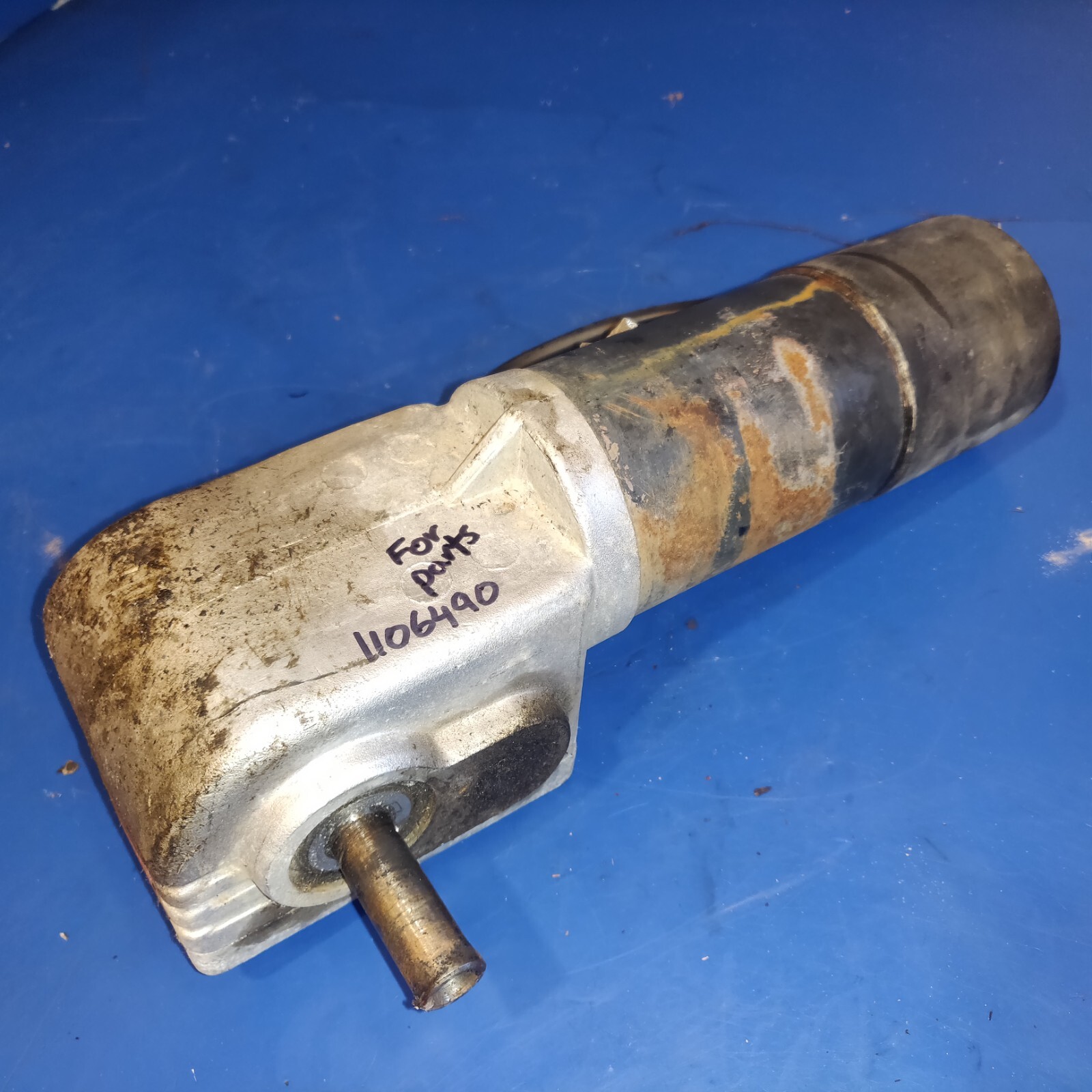 1106490 invacare ,  motor gearbox invacare pronto m71 wheelchair