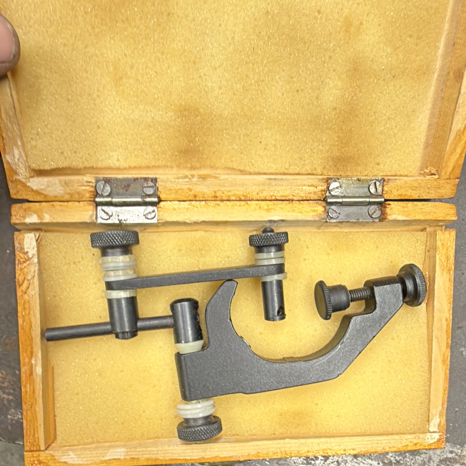 Dial indicator holder in wooden case