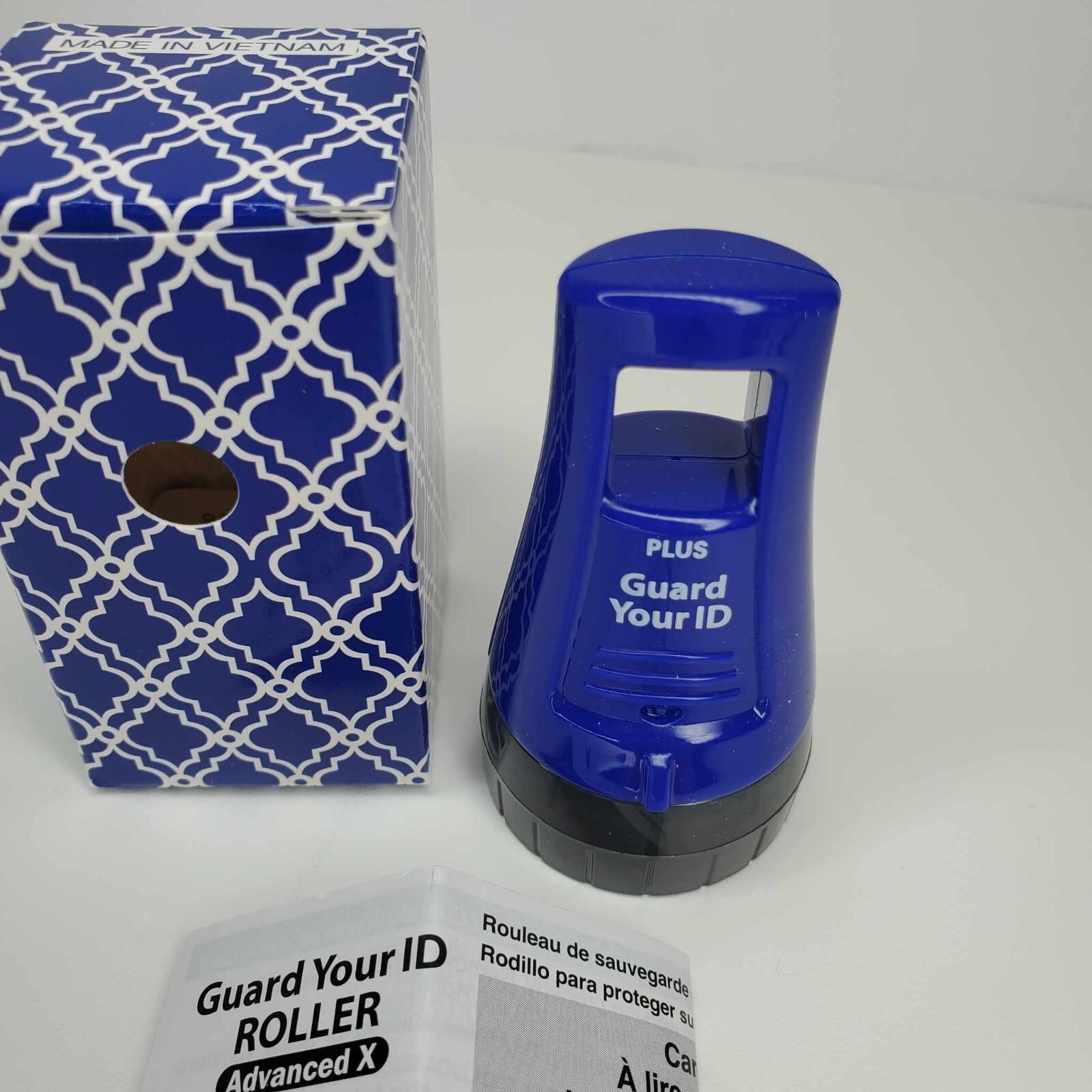 Guard Your ID Roller Advanced X Open box NEW Blue