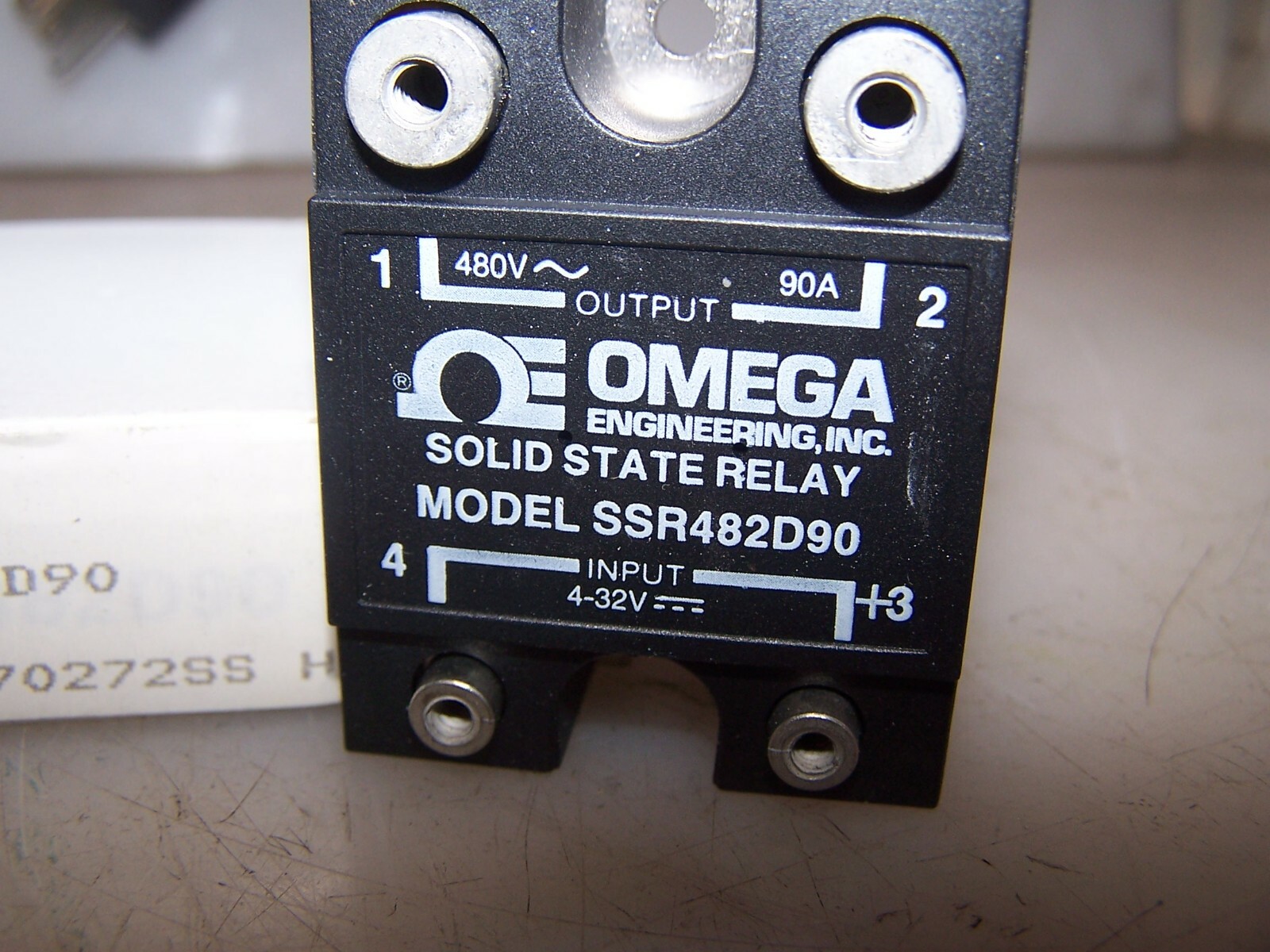 NEW OMEGA SSR482D90 SOLID STATE RELAY INPUT 4-32 VOLT OUTPUT 480 VAC 90A