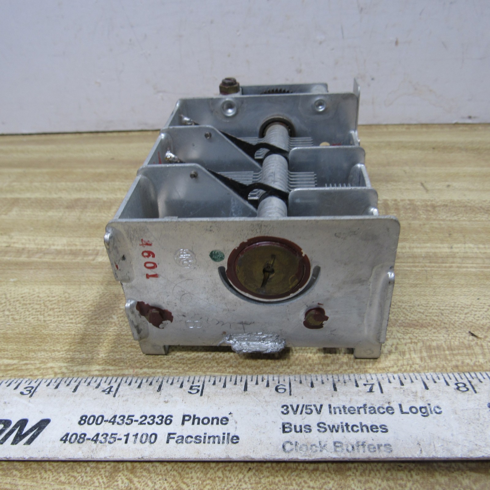 VARIABLE CAPACITOR 3 section 20 to 170 pF ARC-5