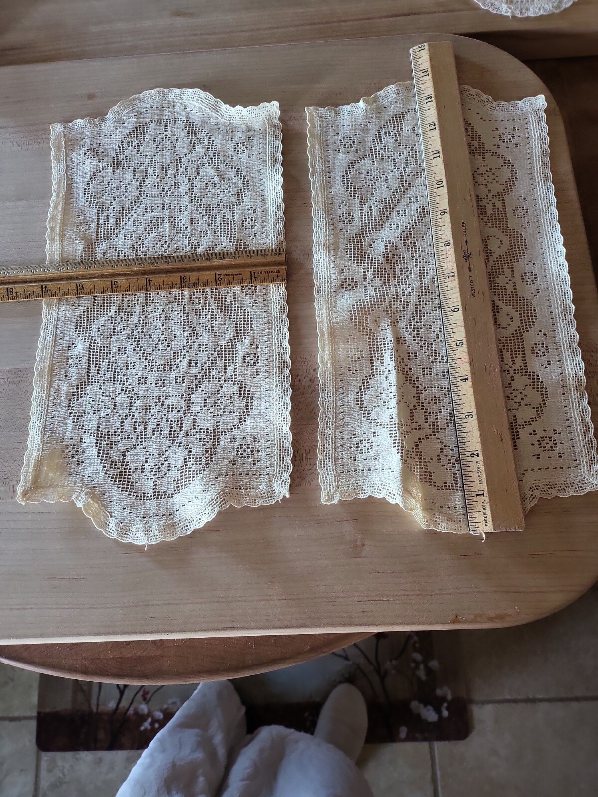 Two Headrests And Four Armrests Set Lace Fillet