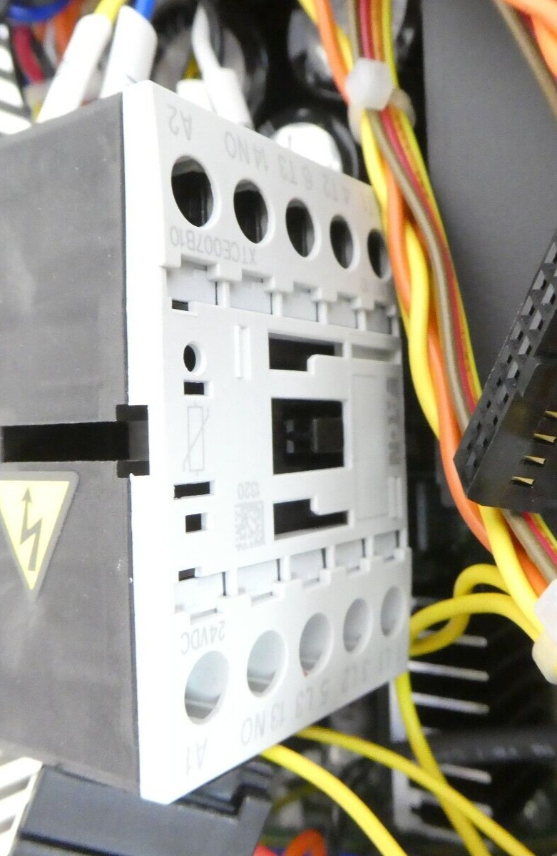Hirata HNC-964-WS-200000-0-F-X453 Robot Controller Module Working Surplus