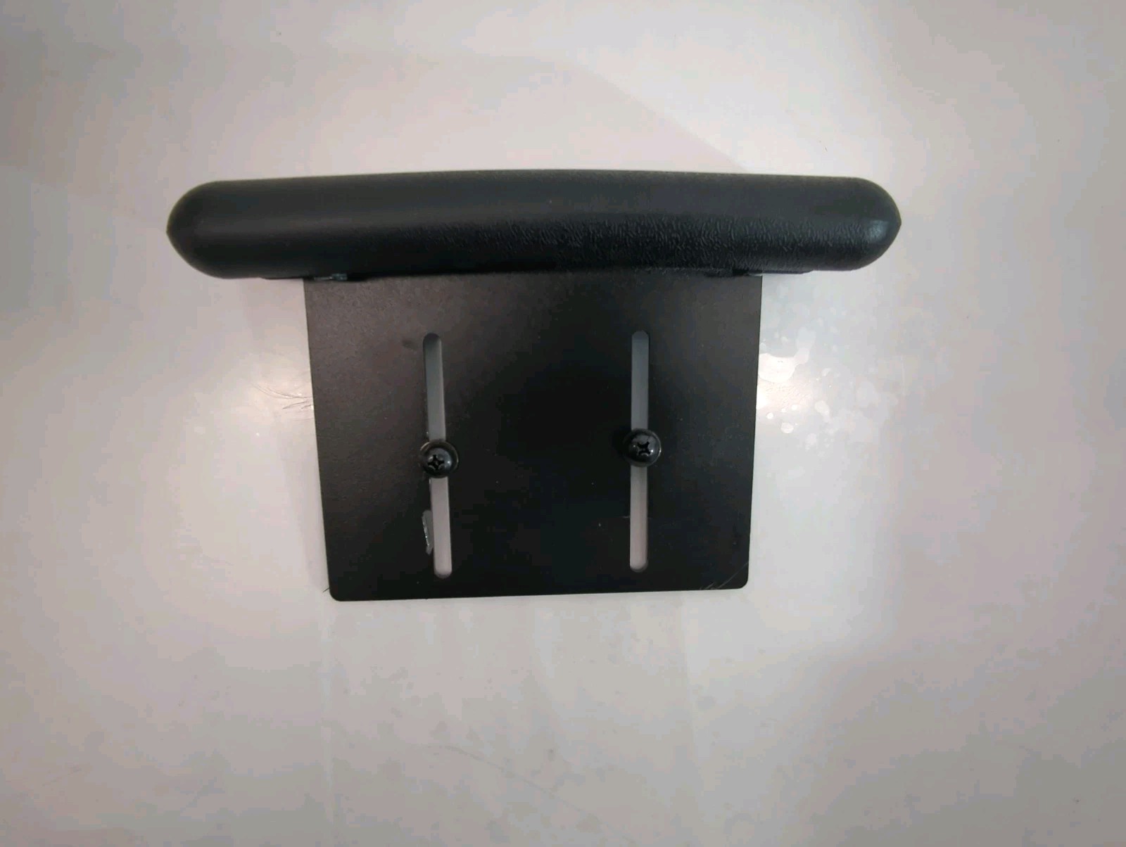 Havis C-ARM-102 Side Mount Armrest