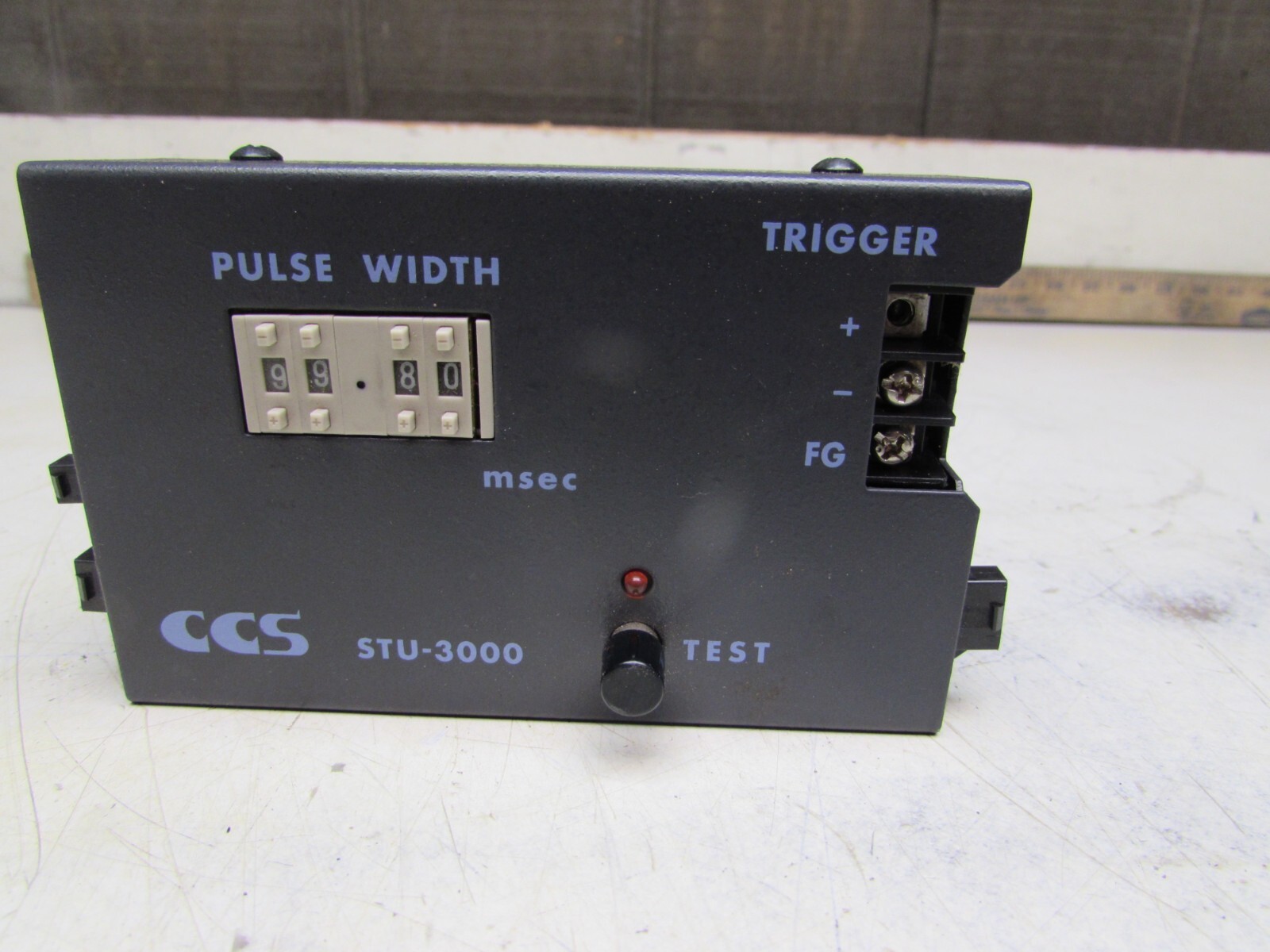 CCS STU-3000 STROBE UNIT, 12-24VDC, NICE TAKEOUT! MAKE OFFER!