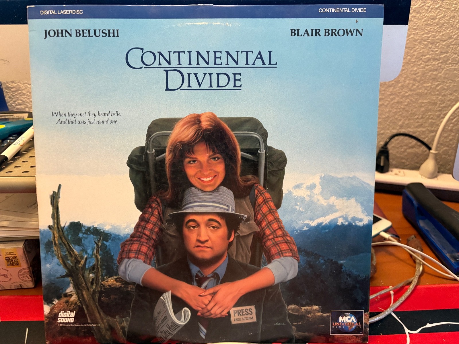 Continental Divide 1991 Laserdisc, MCA/Universal 40020, Rare