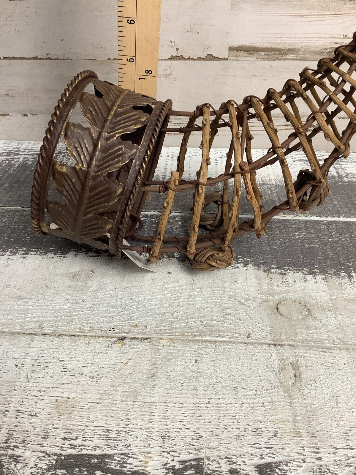 Cornucopia Metal Rim And Vine Basket 8"