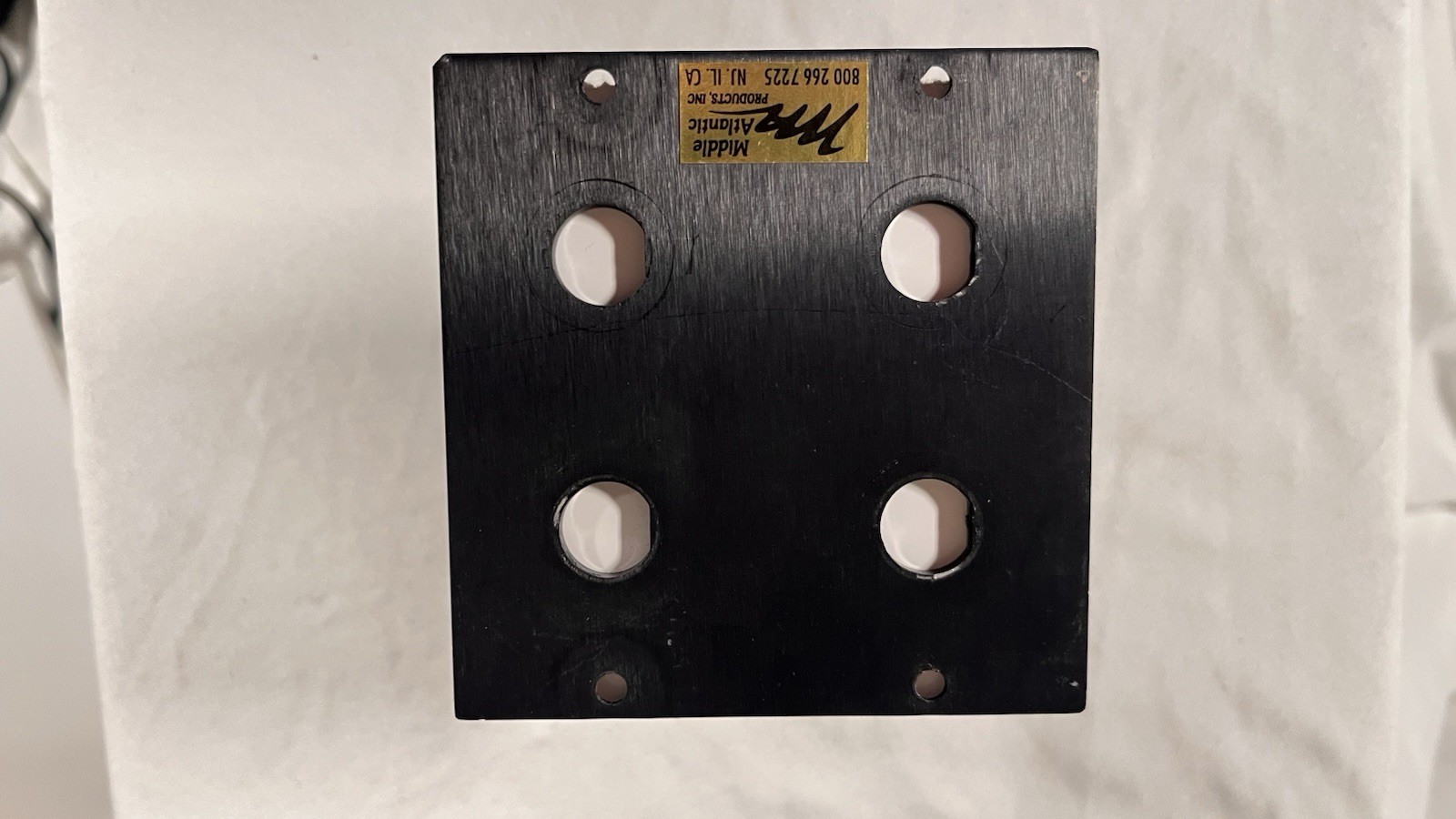 Middle Atlantic UCP Module 3/8BNC4