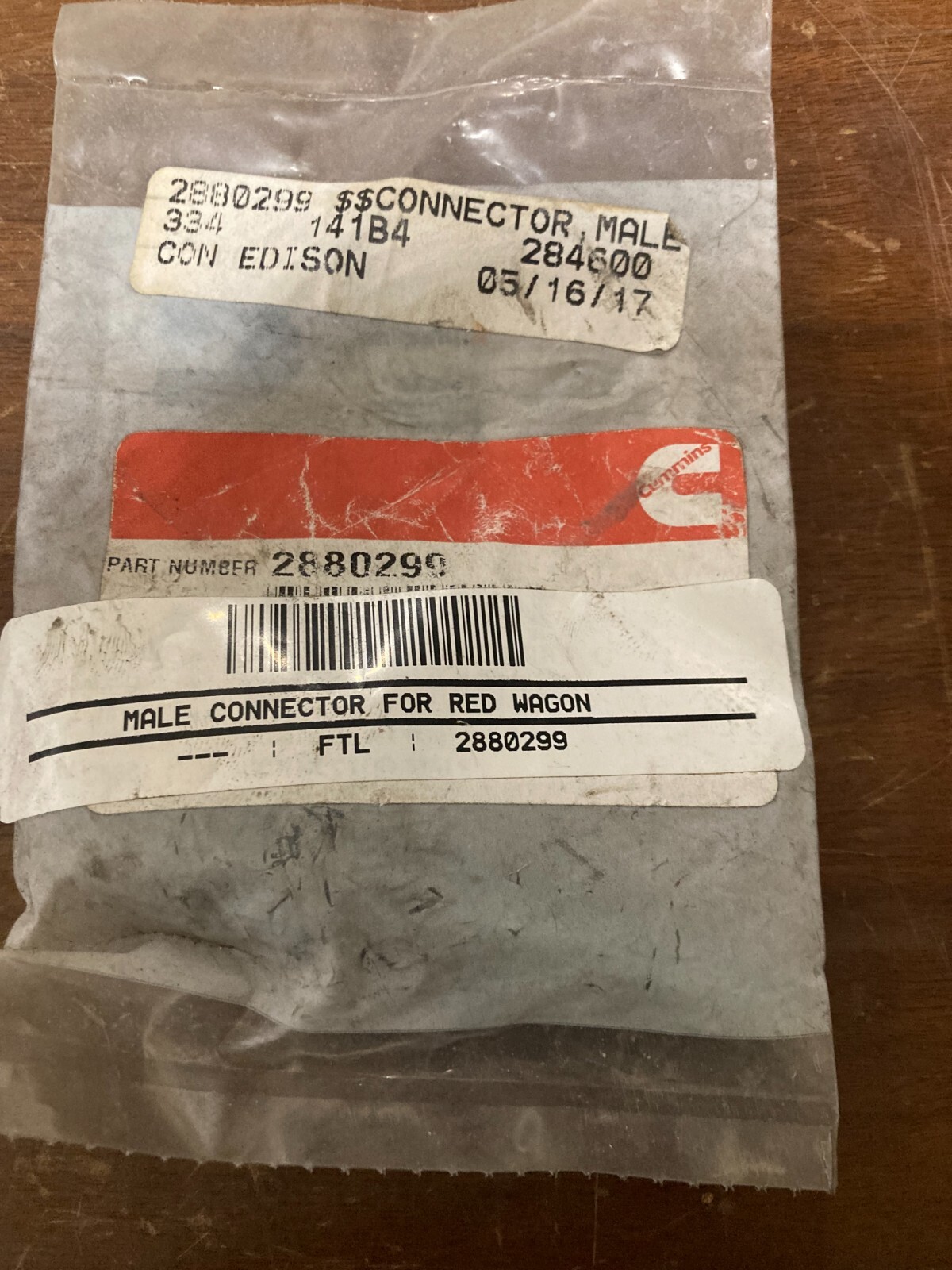 New Cummins 2880299 Male Connector