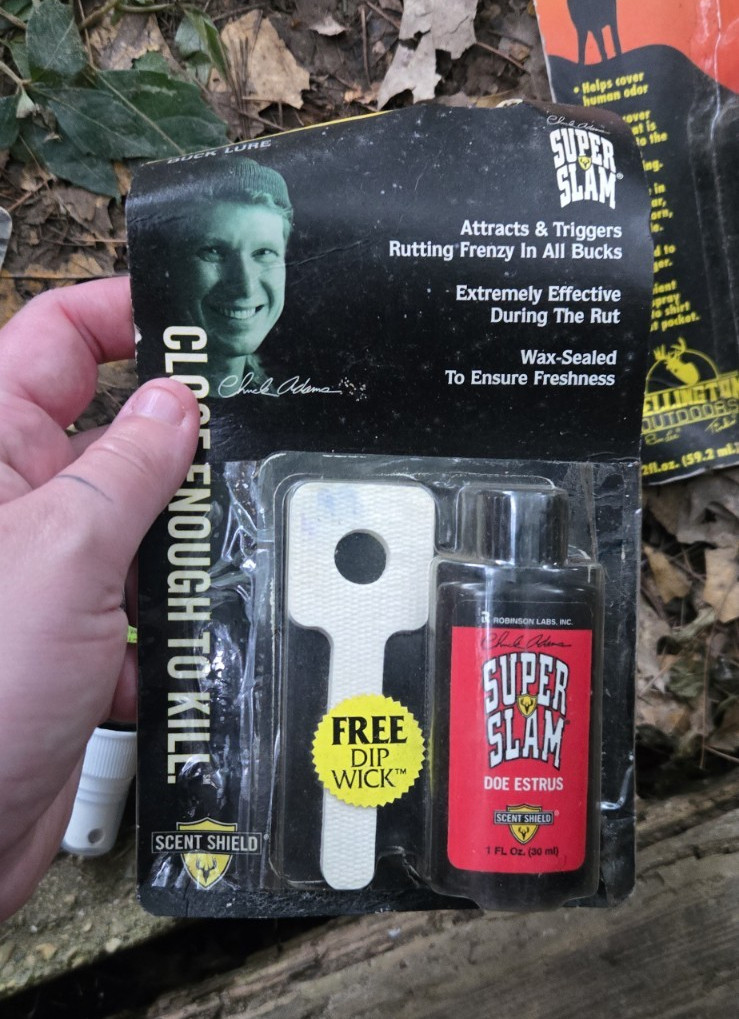 Scent Shield Chuck Adams Super Slam Doe Estrus Urine Deer Lure 1 fl oz Dip Wick
