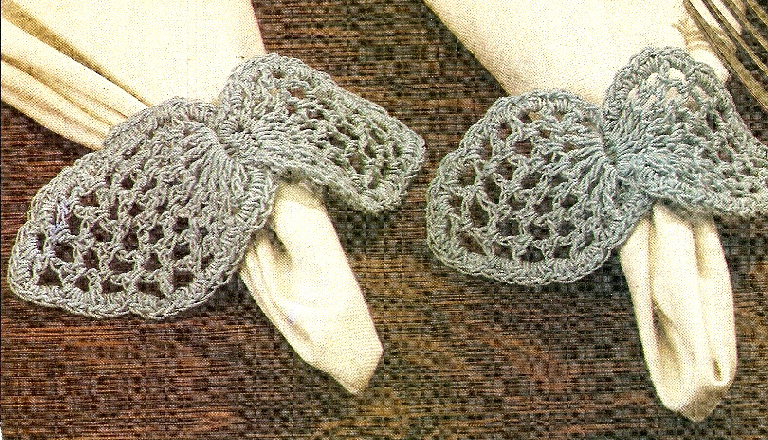 LOVELY Pineapple Napkin Ring/DECOR/Crochet Pattern INSTRUCTIONS ONLY