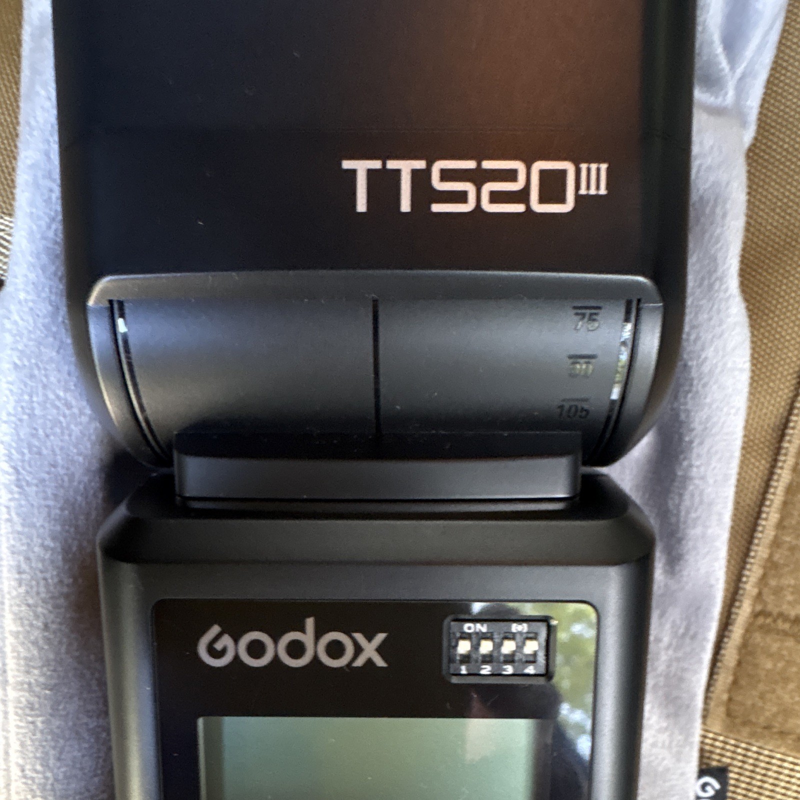 Godox TT520III Thinklite Shoe Mount Speedlight Flash, Wireless Remote, Hot Shoe