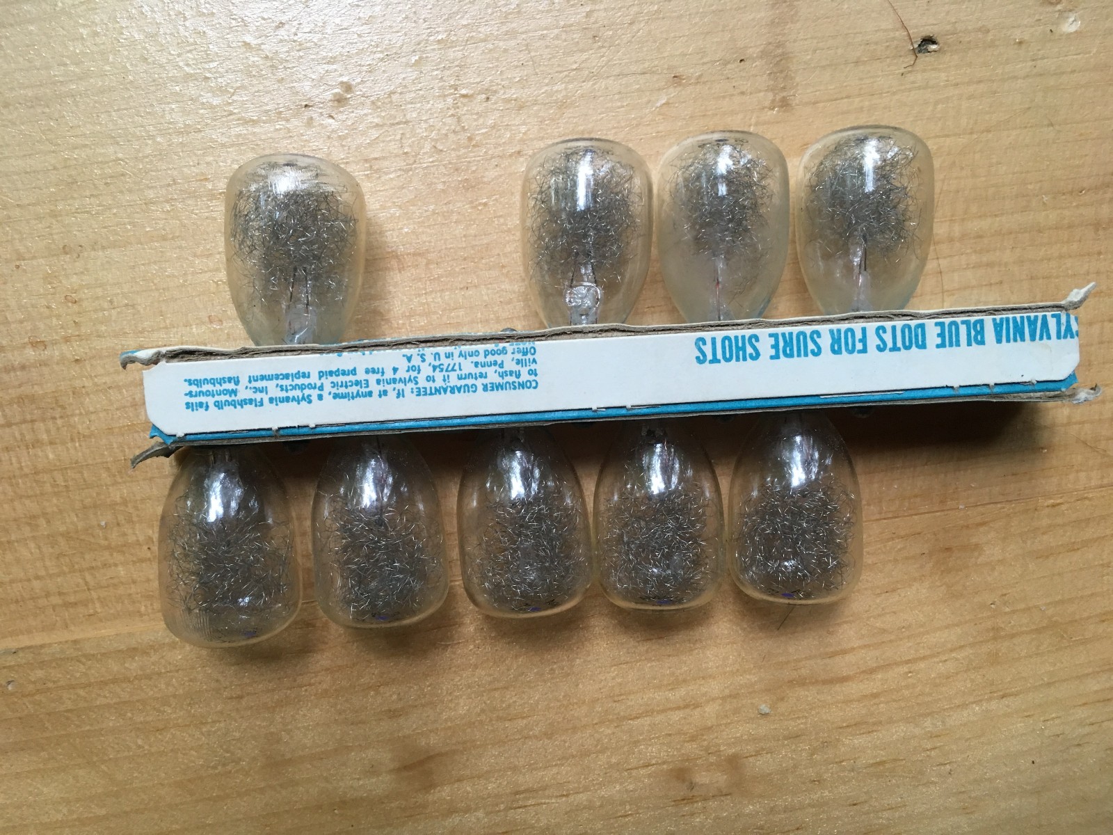 Vintage Sylvania M3 Blue Dot Clear Flashbulbs - Partial Box of 9 Bulbs NOS