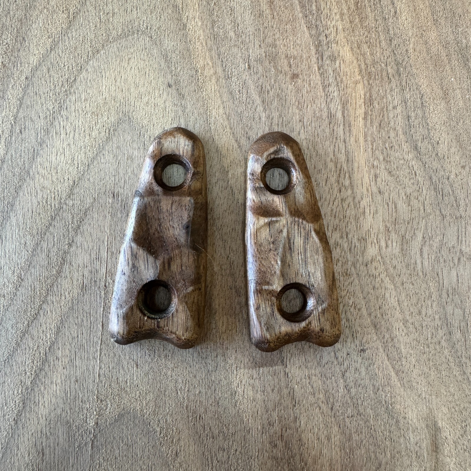 Scales compatible with ESEE Izula knife Walnut