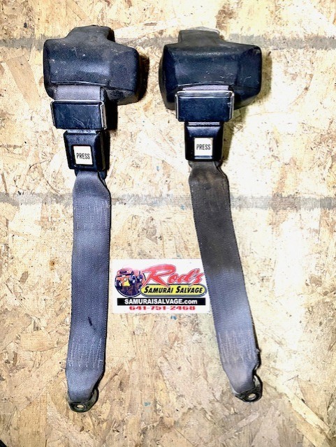 Suzuki Samurai rear seat belts, OEM