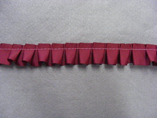 Box Pleated Burgundy Grosgrain Ribbon x 5 mts