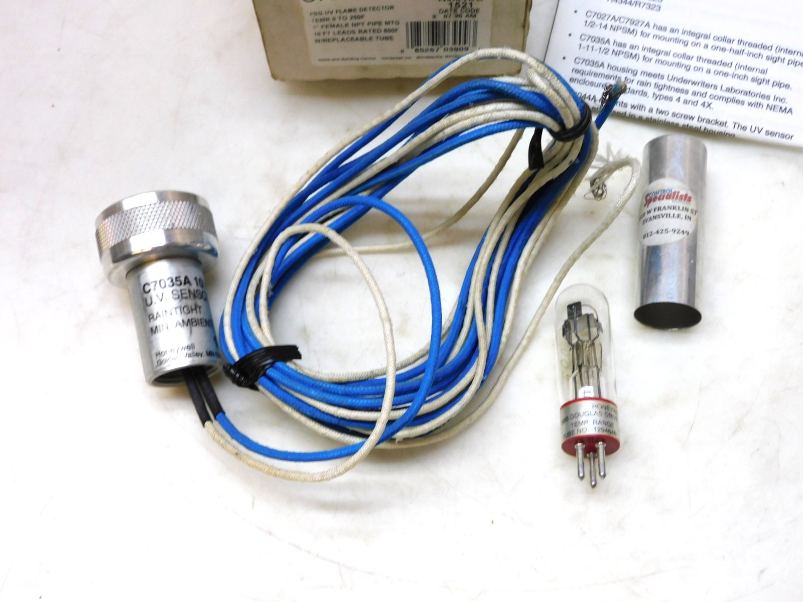Honeywell C7035A 1080 Ultraviolet Flame Detector Sensor