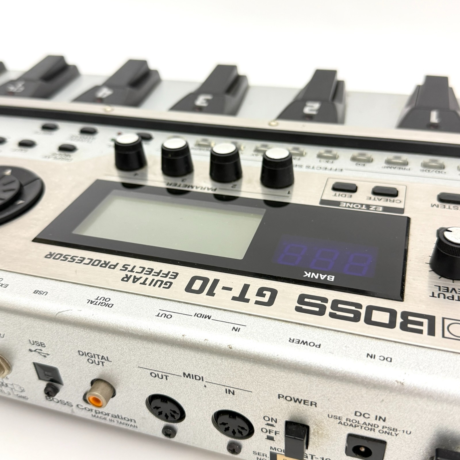 Boss GT-10 Guitar Multi Effects Floor Processor Pedal Board With Adapter #0200