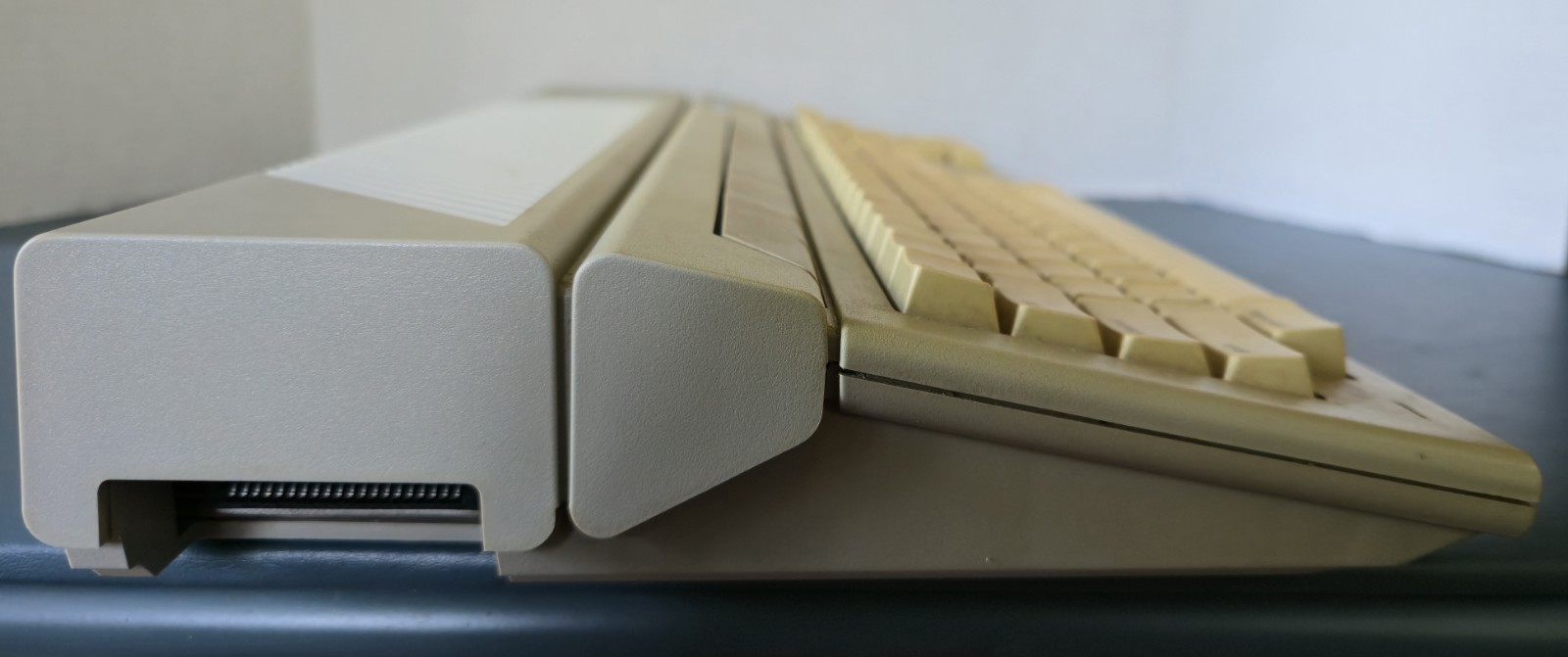Vintage Atari 520ST Computer (1985) – Untested – For Repair or Parts Only