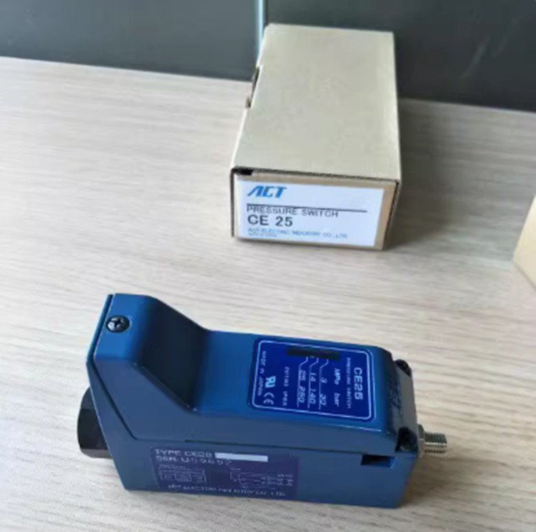 1pcs ACT pressure relay pressure switch CE 25