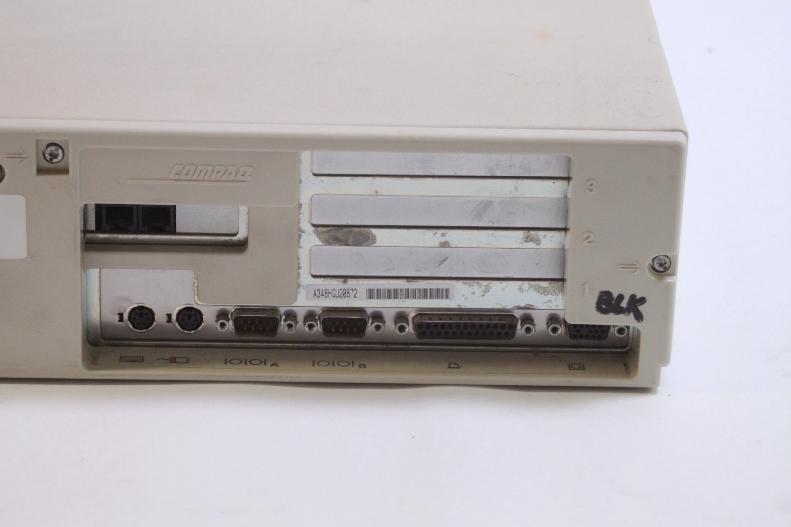 Vintage Compaq Presario 633 Desktop Computer READ POWERS ON