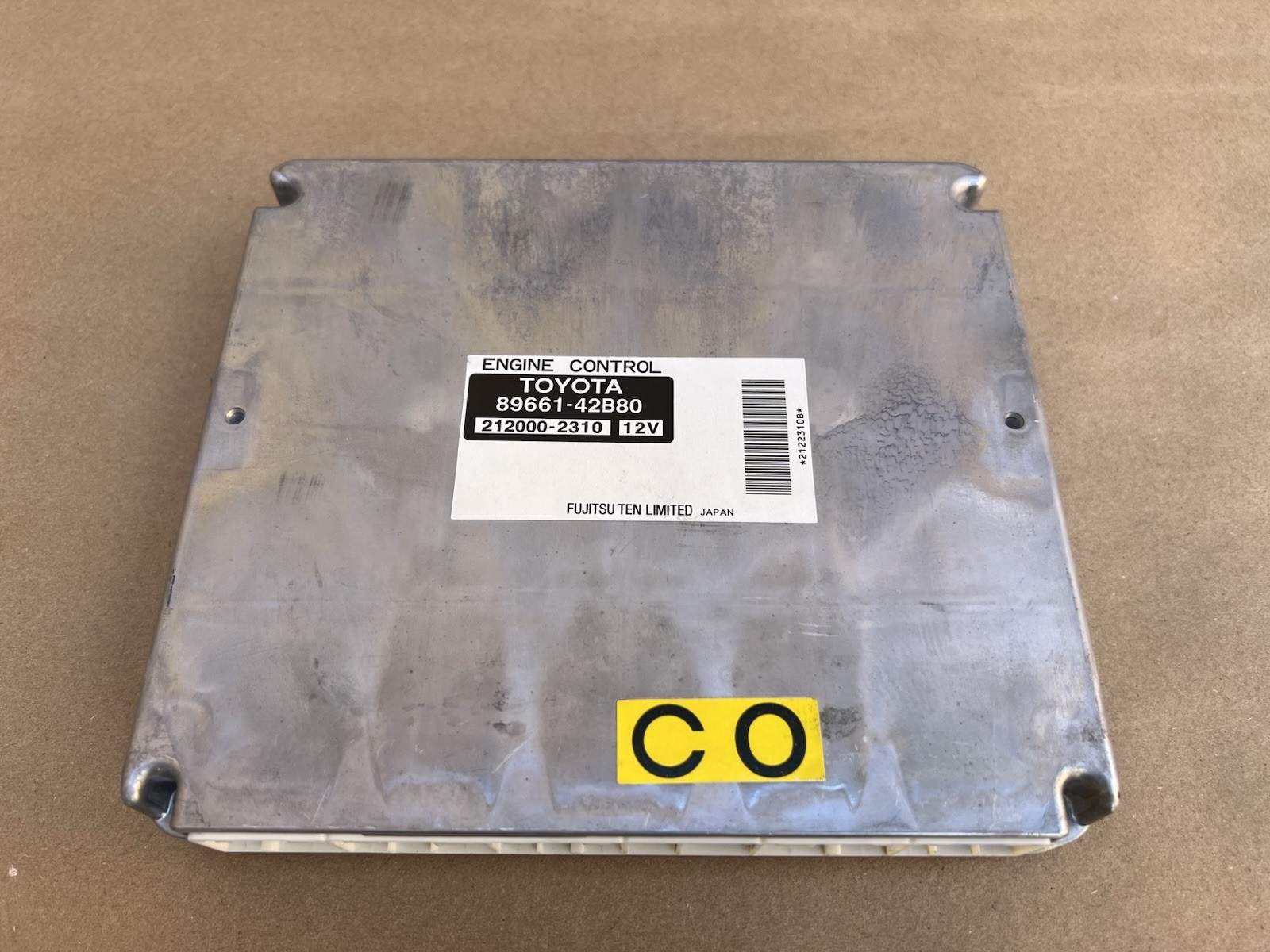2004-05 TOYOTA RAV4 2.4L 4cyl ECU ECM ENGINE CONTROL MODULE OEM # 89661-42B80