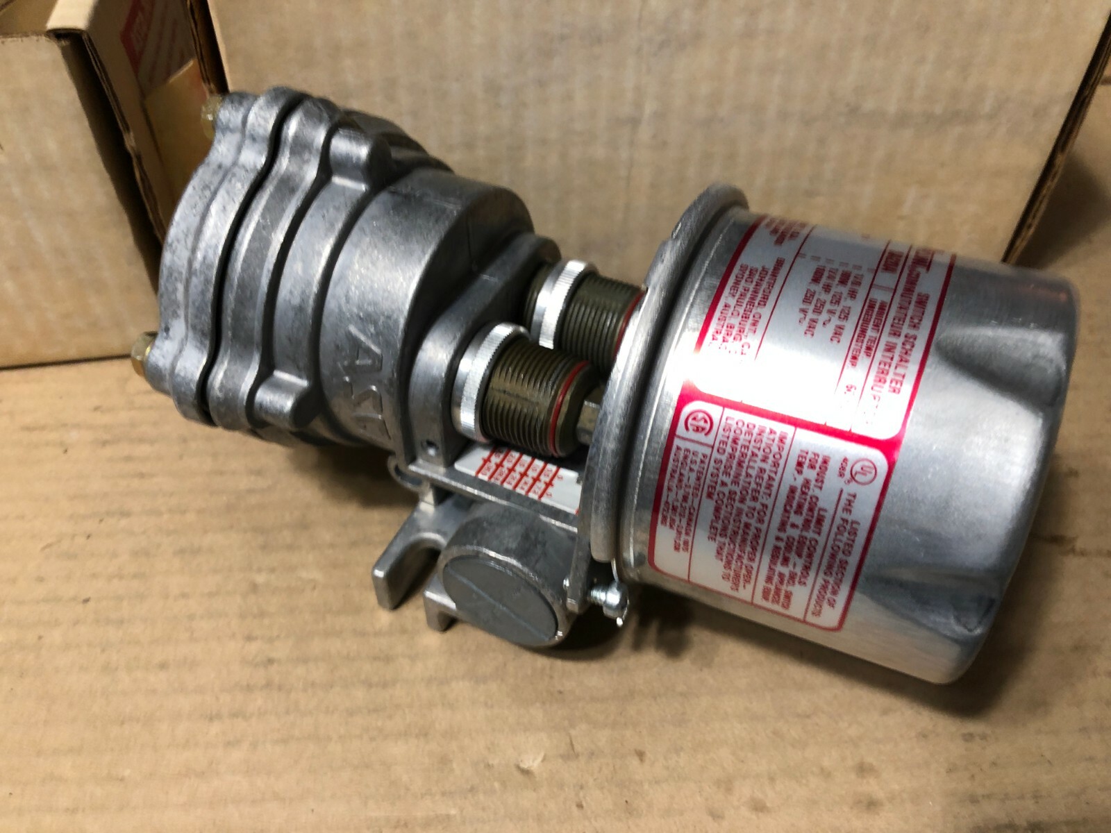 ASCO, Temperature Switch, SA20A