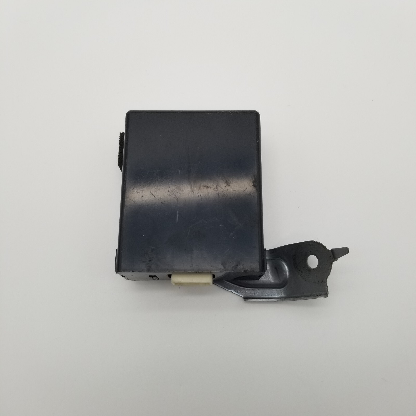 2014 2015 TOYOTA PRIUS DRIVER ASSIST VEHICLE APPROCH CONTROL MODULE OEM