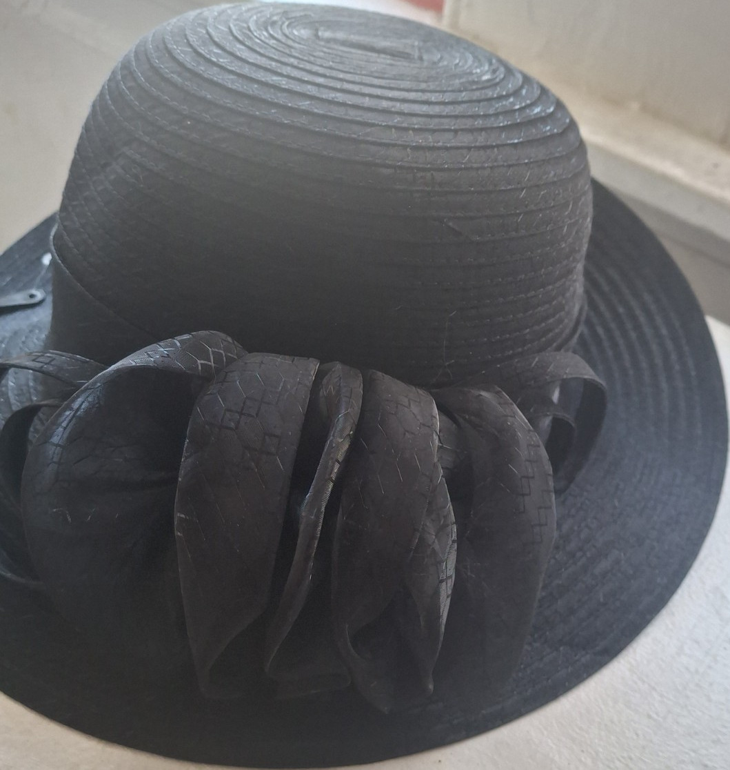Ellen Tracy Black Polyester Church/Dress Hat with Bow Accent One Size
