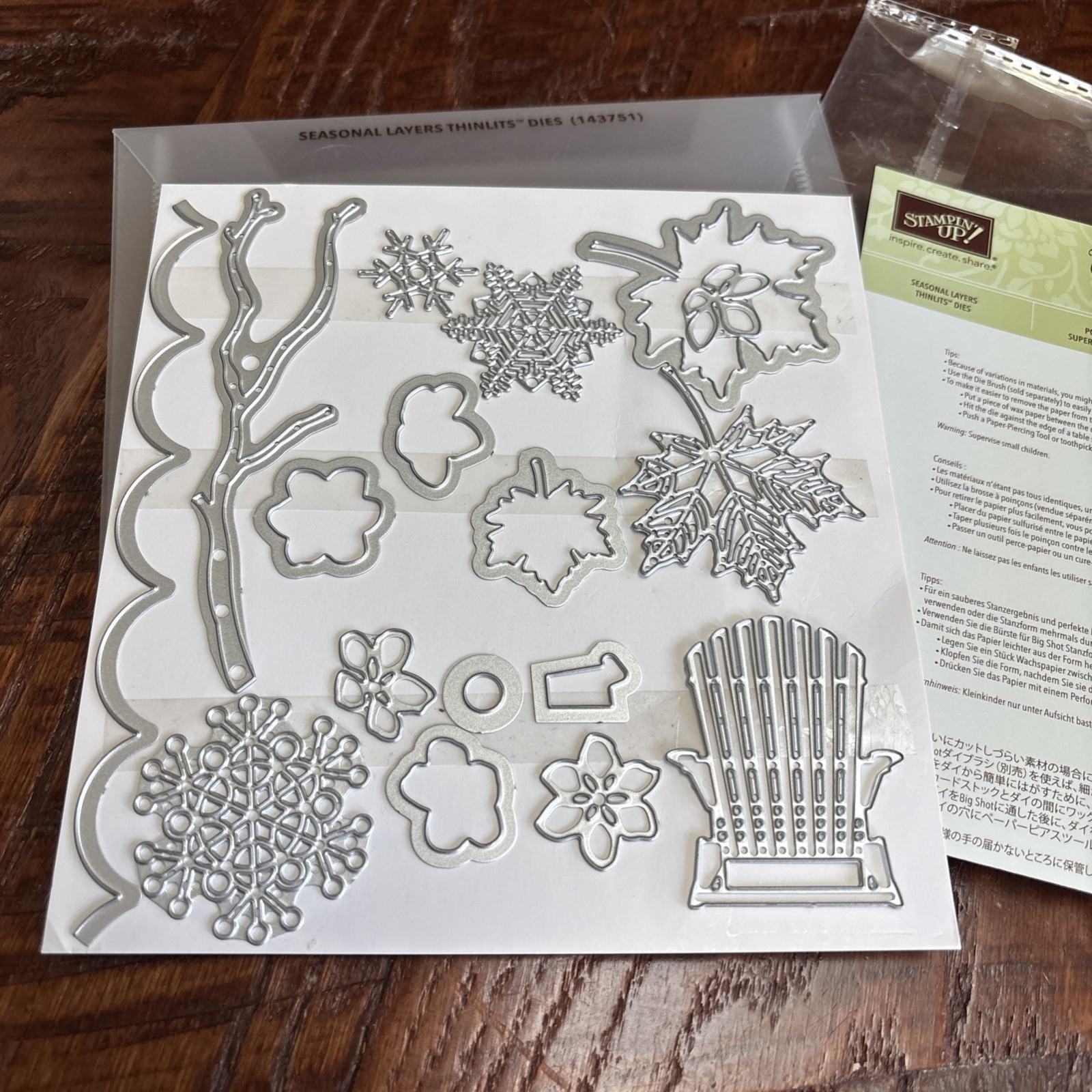 Stampin' Up! SEASONAL LAYERS DIES - Leaves, Chair, Snowflakes  #143751, only