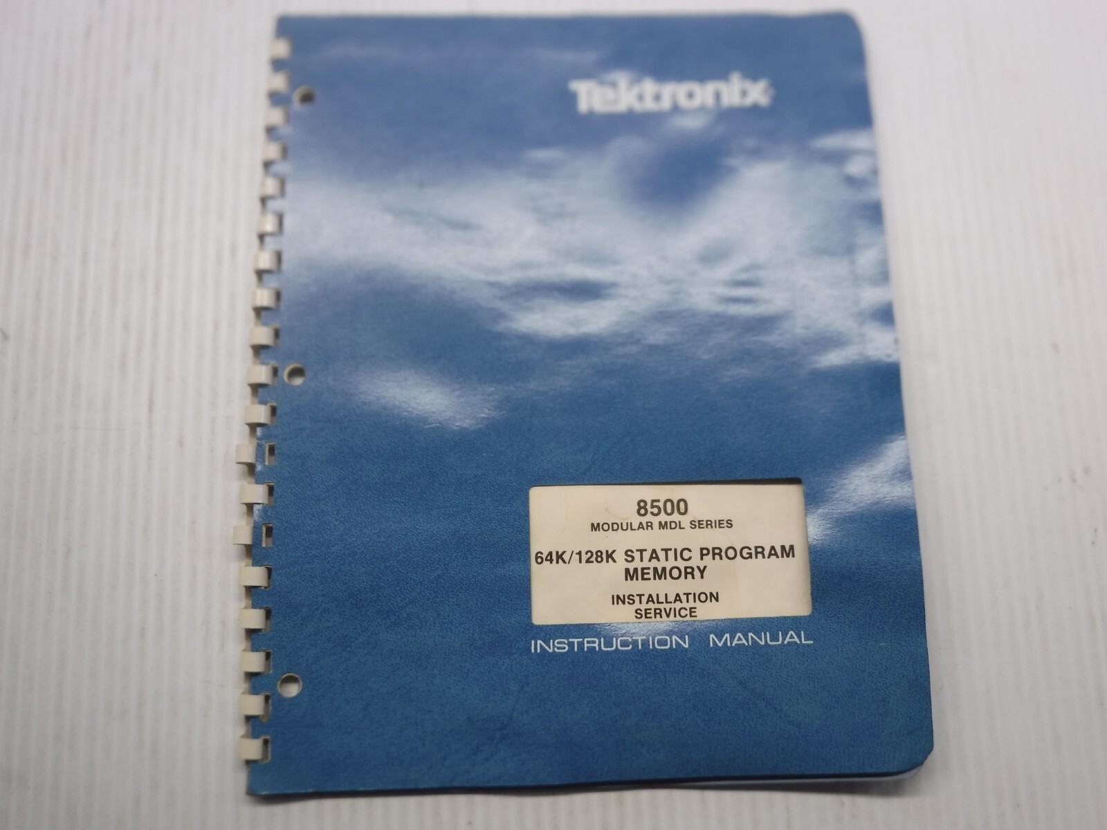Tektronix 8500 64K/128K Static Program Memory Manual 070-3923-00 Rev. May 1983