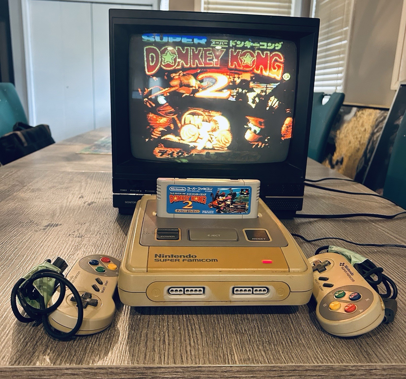 Nintendo Super Famicom Home Console Bundle w/ 2 Controllers & Donkey Kong 2