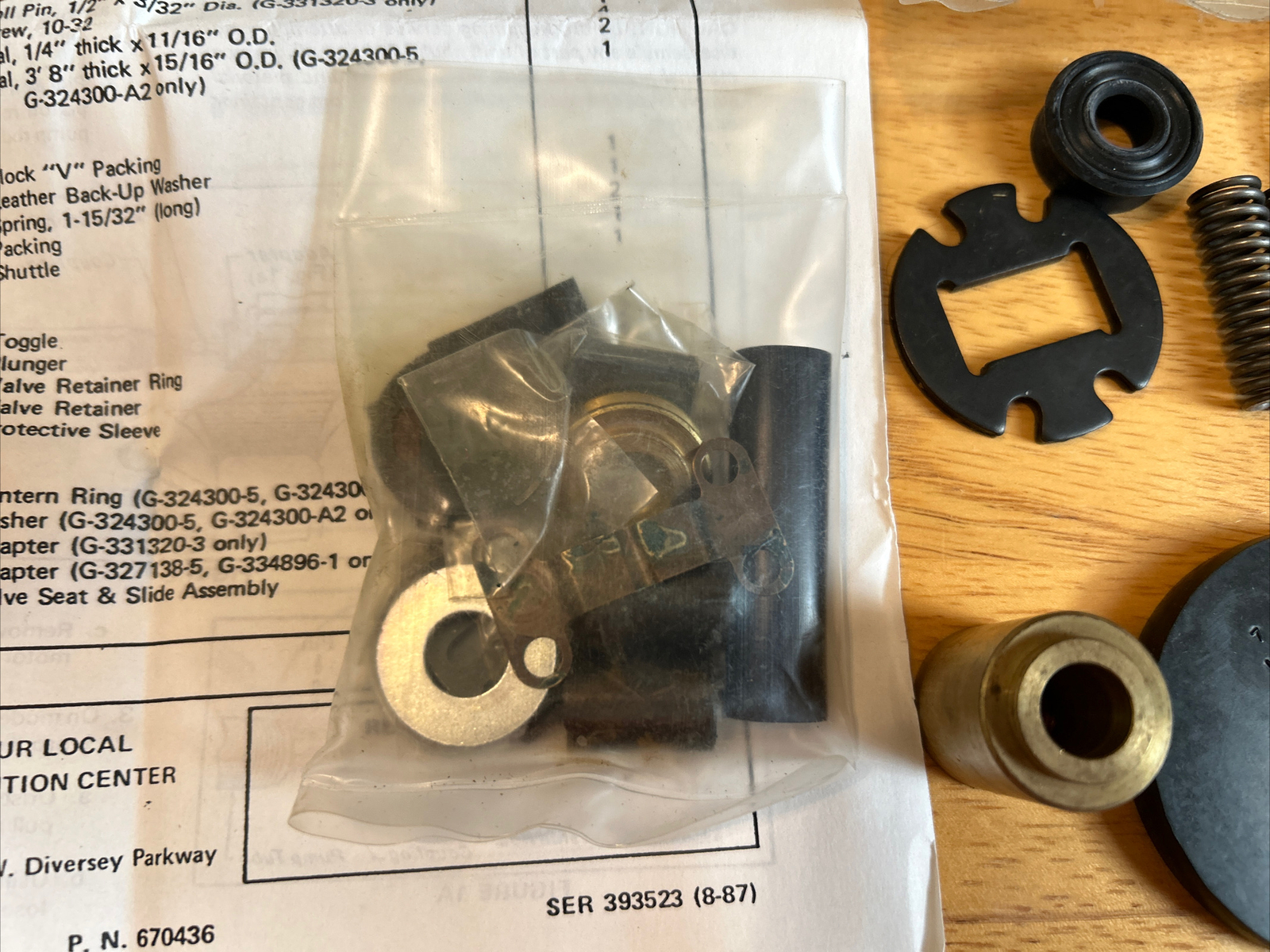 Incomplete Alemite 393523 Major Repair Kit For M-5 Pump New Old Stock