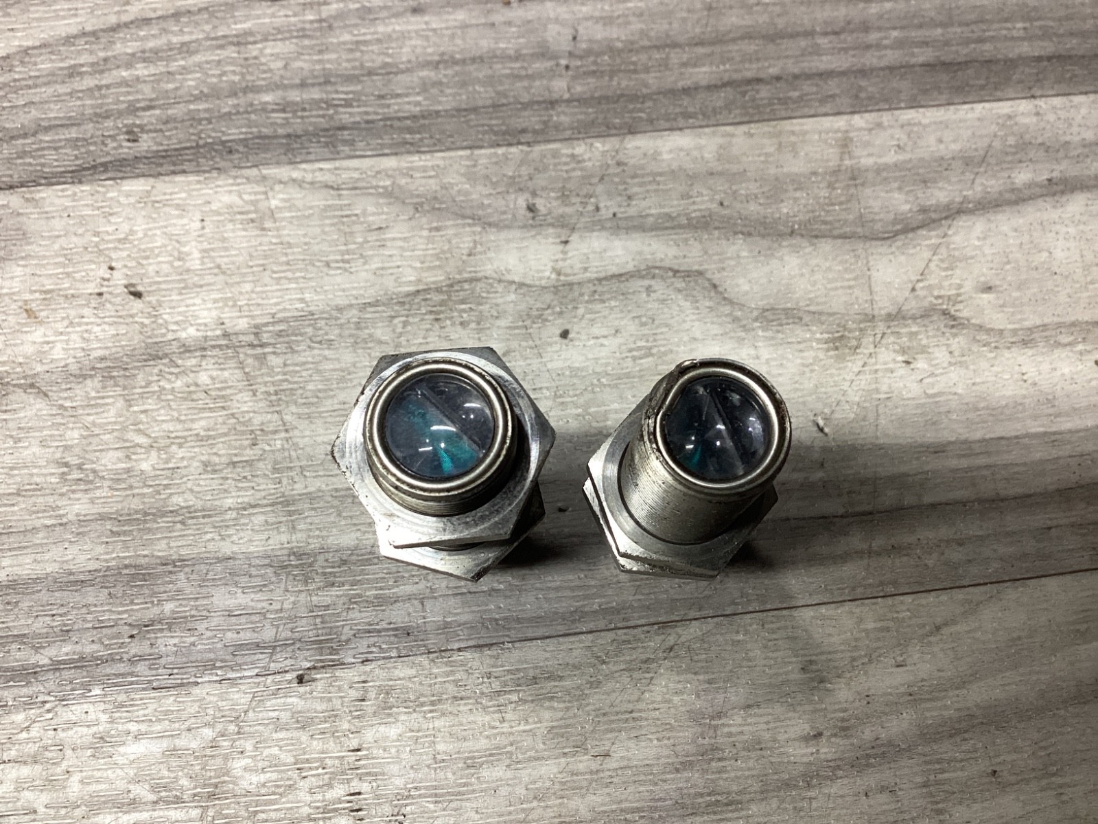 LOT OF 2 Ifm OGH300 Photoelectric Sensor #130N107
