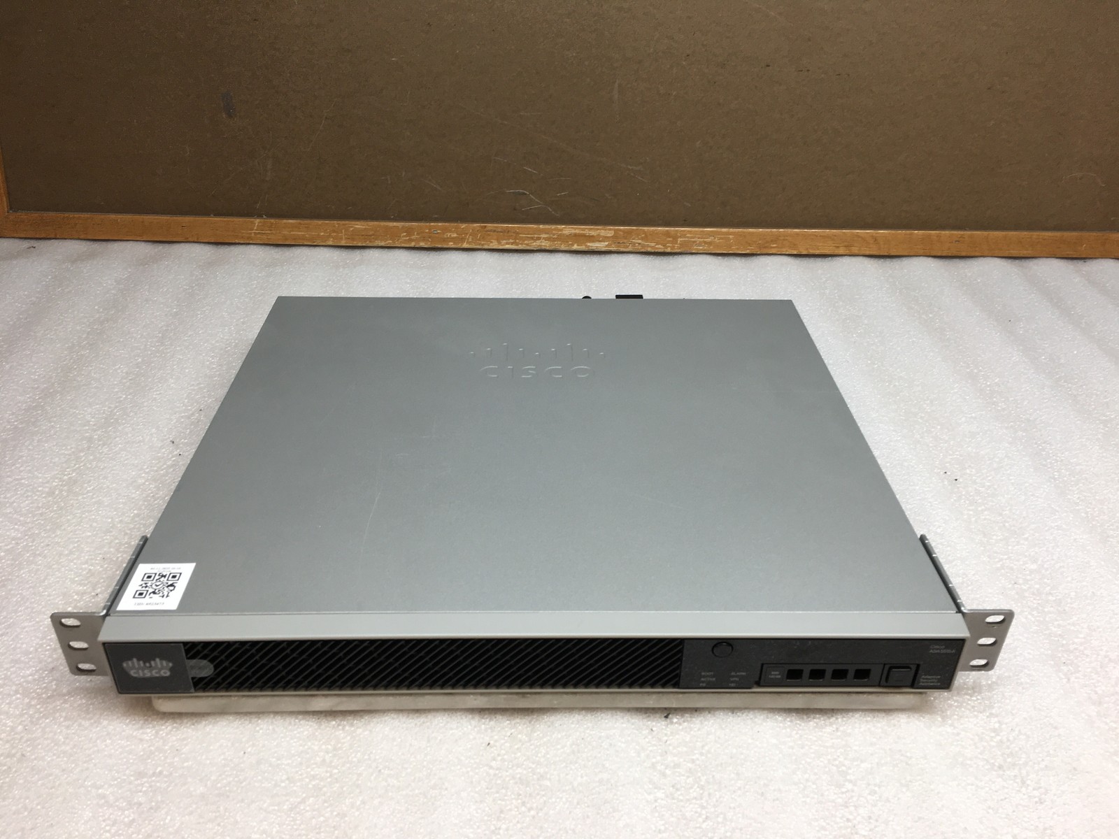 Cisco ASA 5515-X ASA5515 V04 Adaptive Security Appliance Firewall with Rack Ears