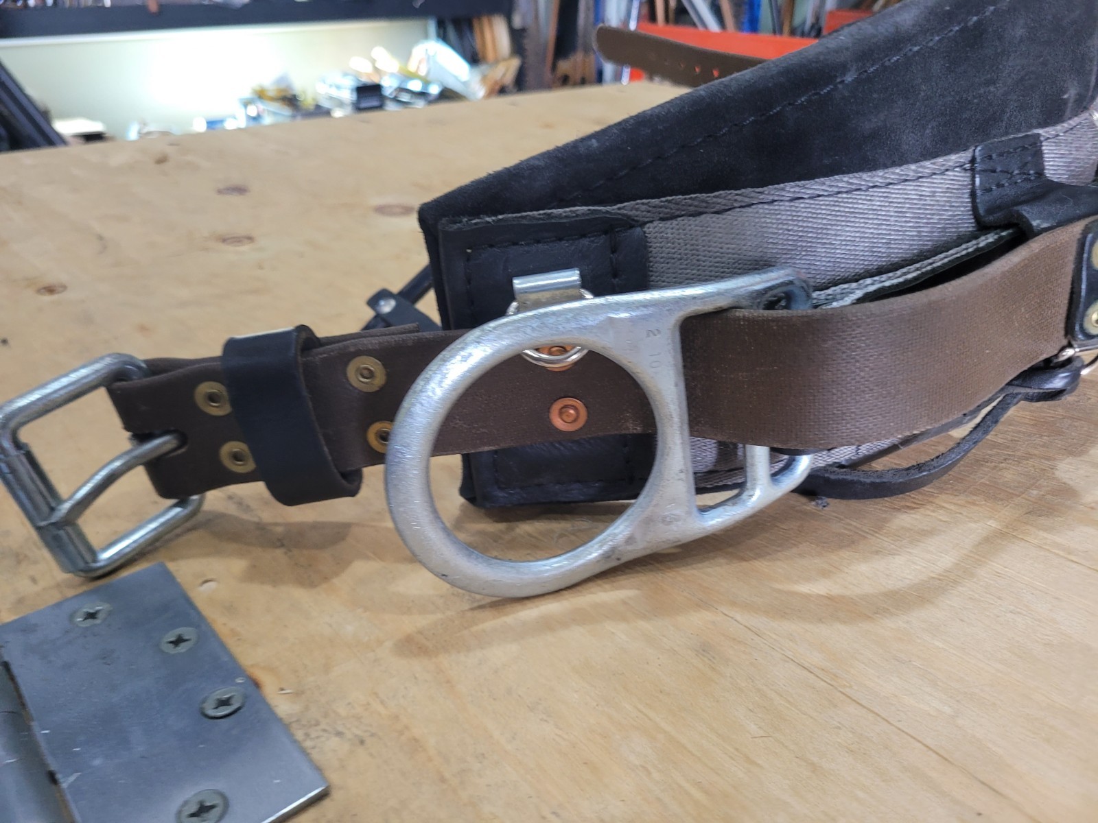 Buckingham 1993F Lineman Pole, Tree Climbing Belt Size 23