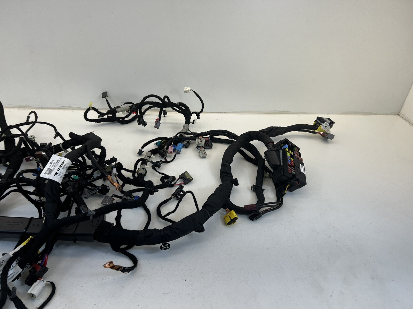 2019 Buick Envision Dashboard Instrument Dash Panel Wire Harnessa OEM.