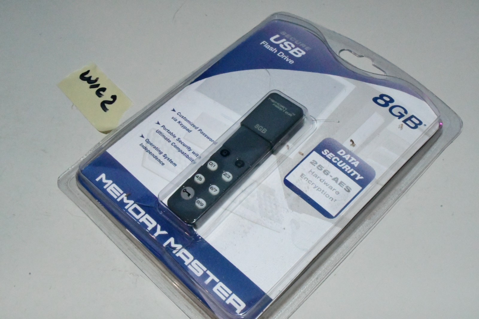 Memory Master 8 GB 256 Bit AES Encrypted USB 2.0 Flash Drive FD8GBMMSEC-FS