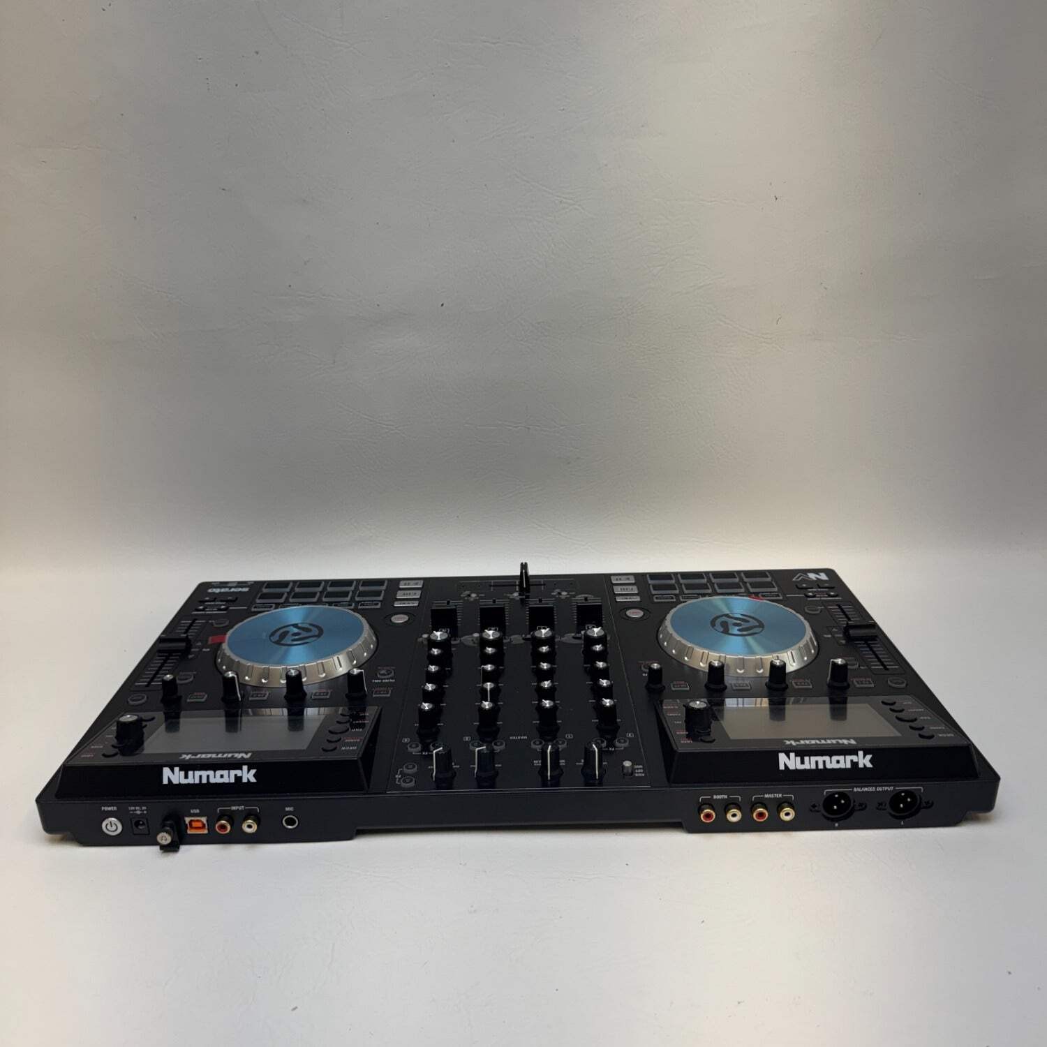 Numark NV 4-Channel Dual-Display Serato DJ Controller