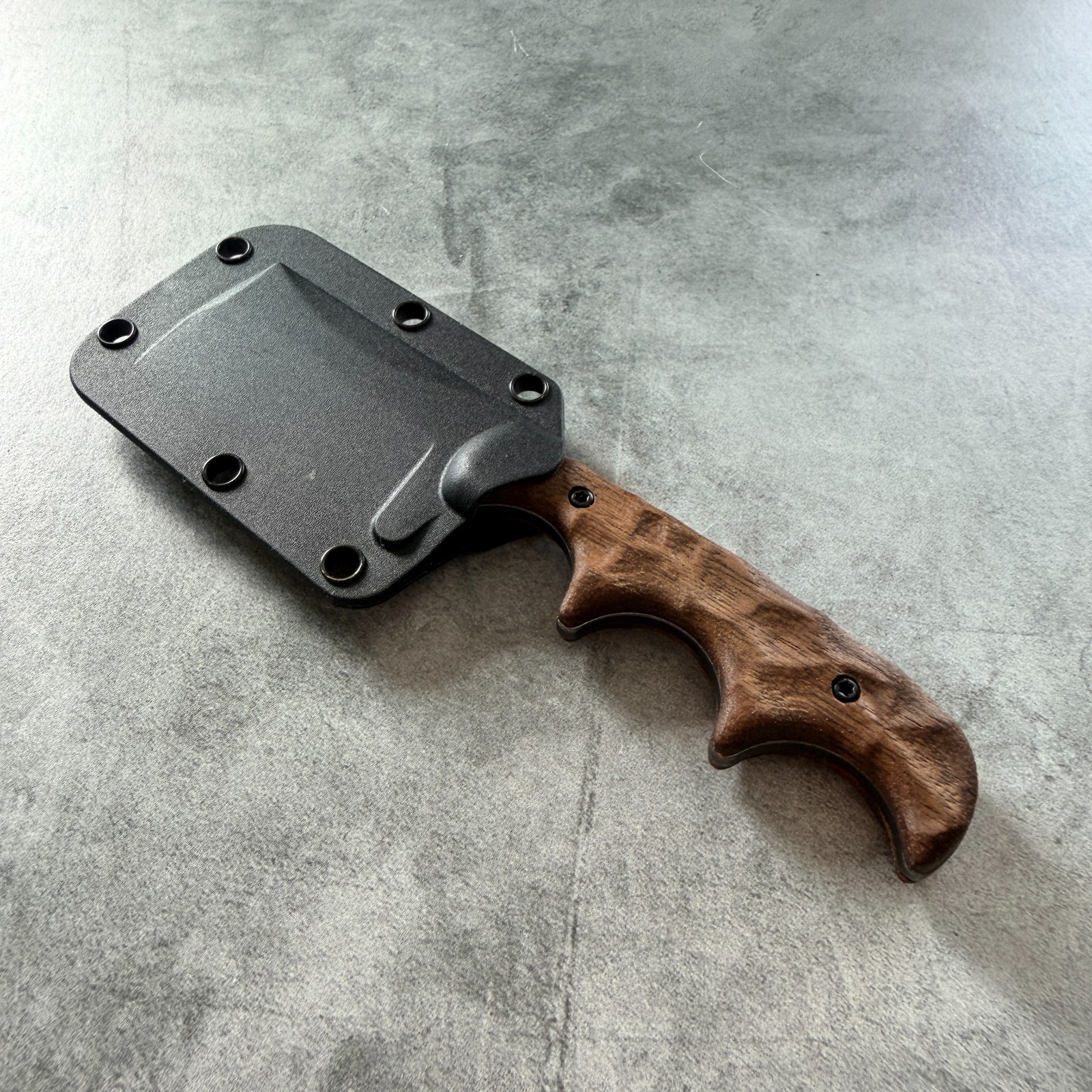 Royalcurl walnut scales for CRKT Minimalist