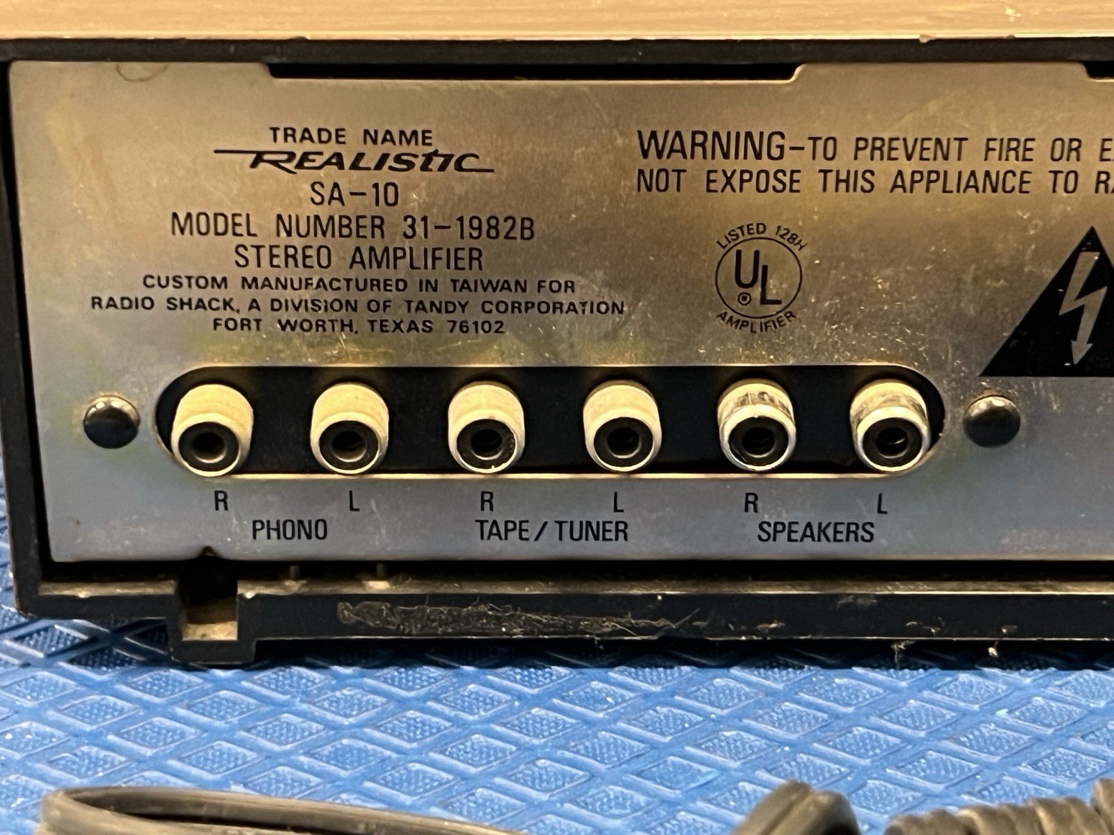 Realistic SA-10 Solid State Stereo Amplifier. Model # 31-1982B. Used UNTESTED