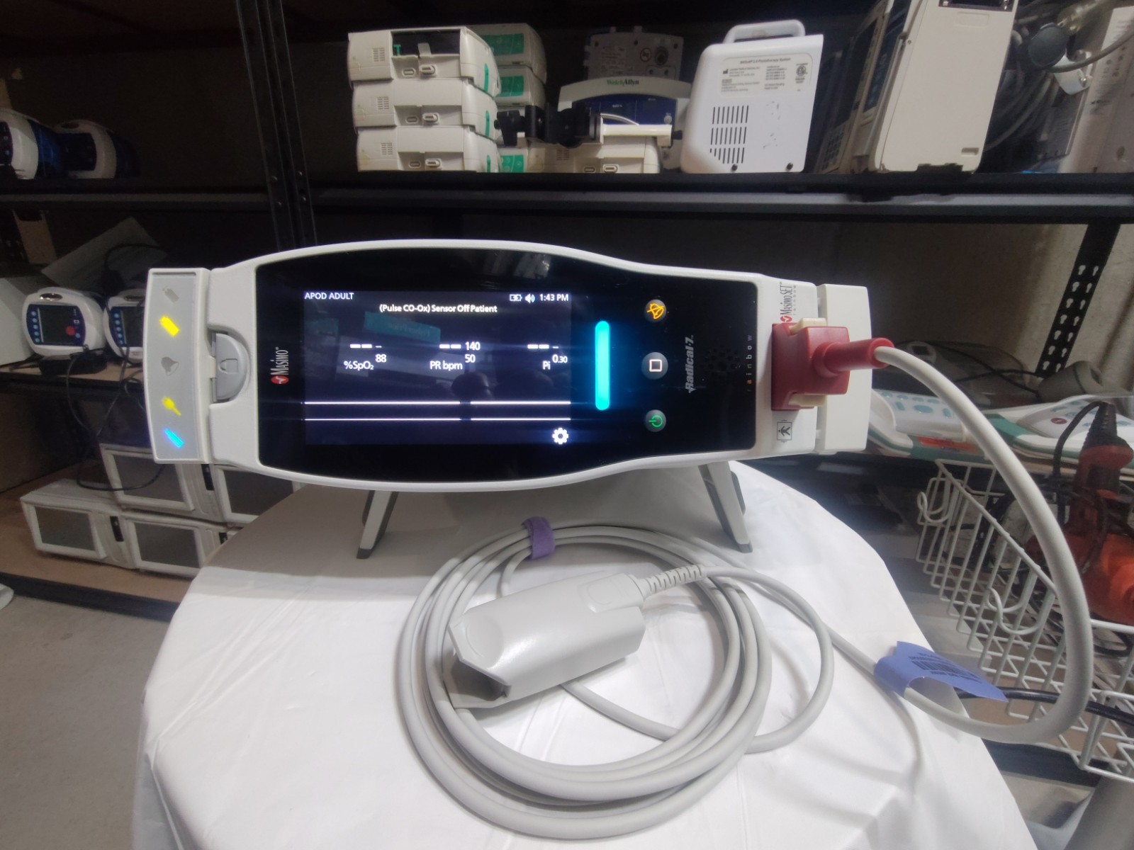 MASIMO RADICAL-7 PULSE OXIMETER With New Accessories
