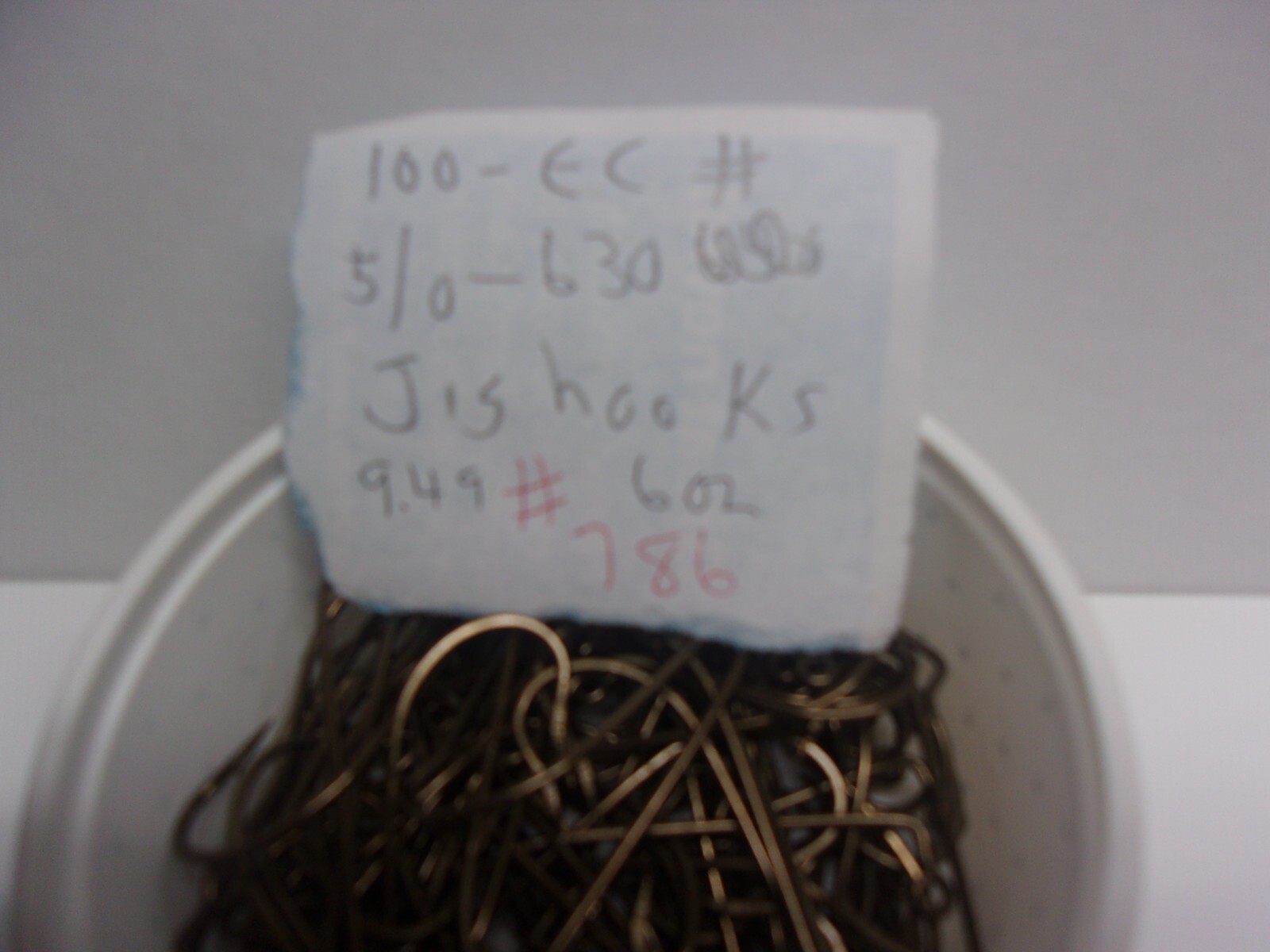 100 Eagle Claw # 630 M-5/0 Bronze Jig Hooks For Do-It Molds # 786