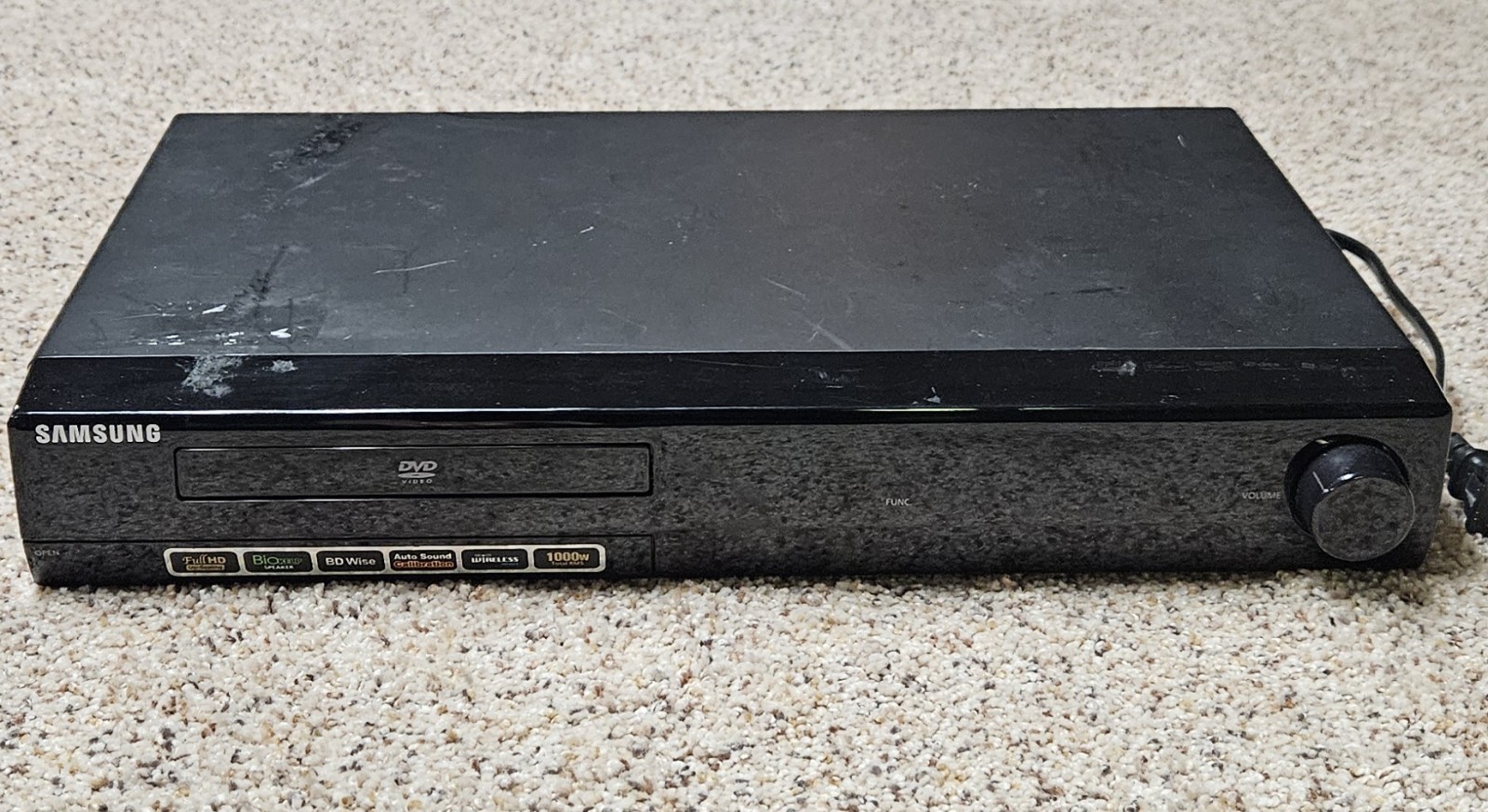 Samsung HT-Z320 DVD/CD Home Theater System No Remote/Speakers Works