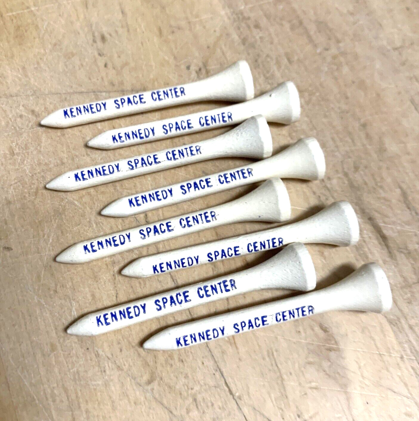 Kennedy Space Center White Wood 2" Golf Tees Souvenir Lot of 8 NASA Space Gift