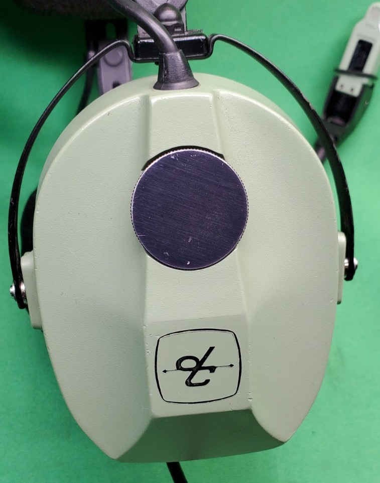 *AS IS* David Clark Aviation Headset with M4 Microphone – Dual Plug