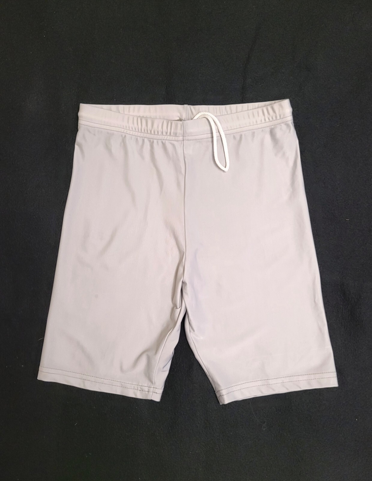 Adult Size Large UNISEX Gray Compression Shorts A4  Retail $30              BP59