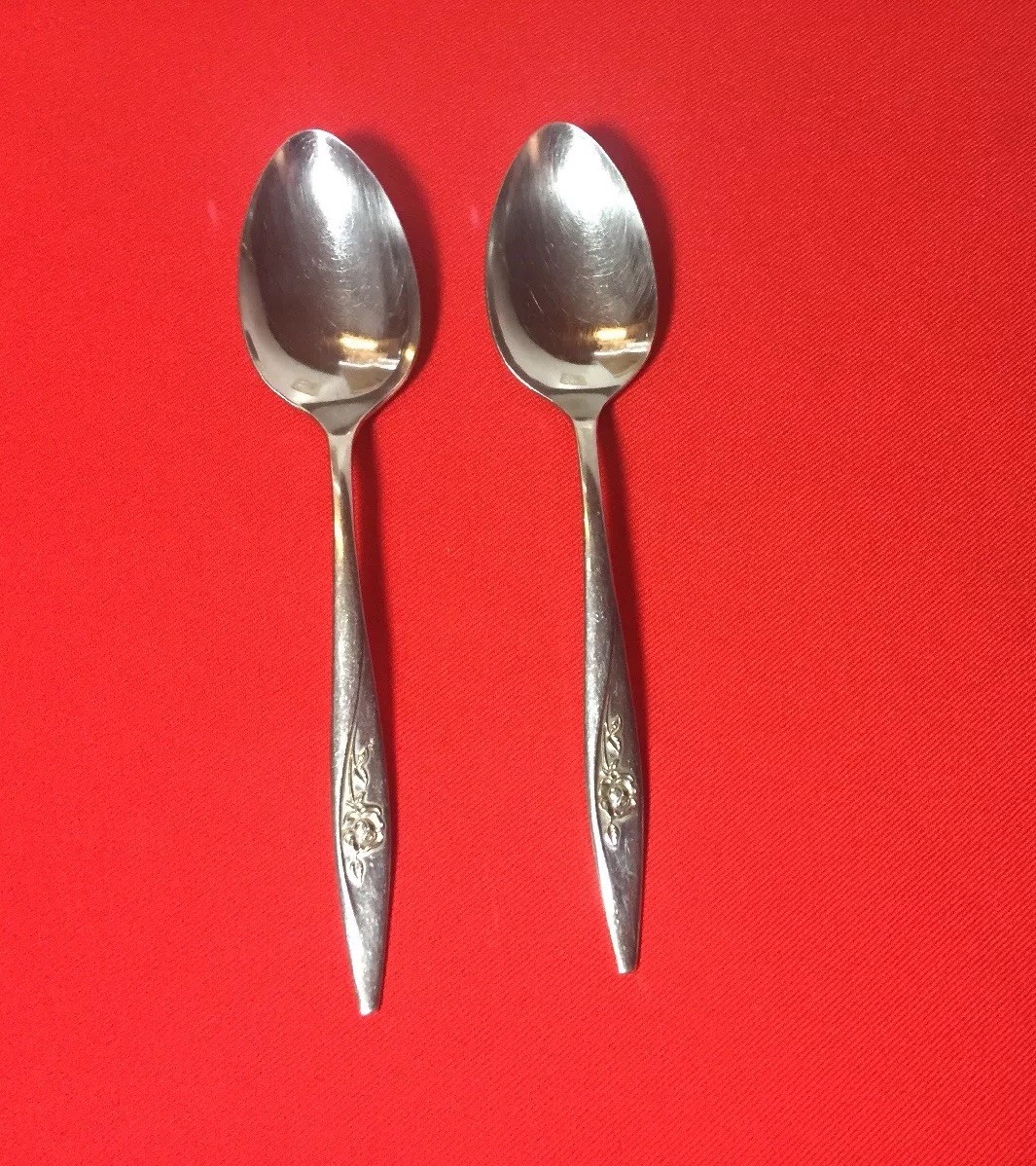 Oneida Lasting Rose Oneidacraft Deluxe Serving Spoons 8 1/2" Stainless Set Of 2