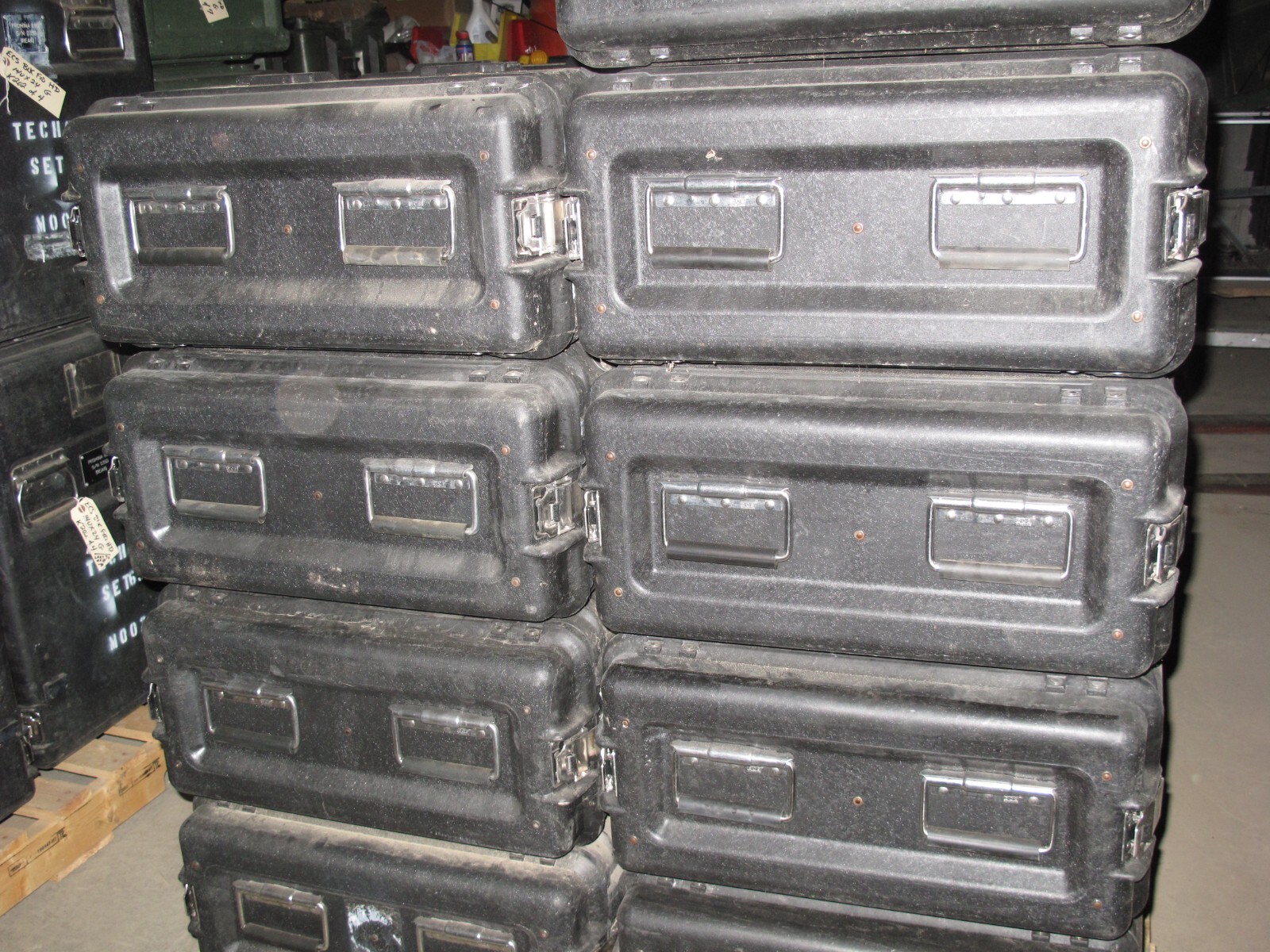 Rackmount 4U 19x24 ECS Composite Shockmount Electronics Black Equipment Case