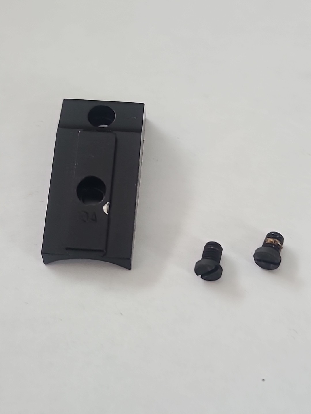 Thompson Center Northwest Explorer muzzleloader REAR SIGHT RAMP WITH SCREWS T/C